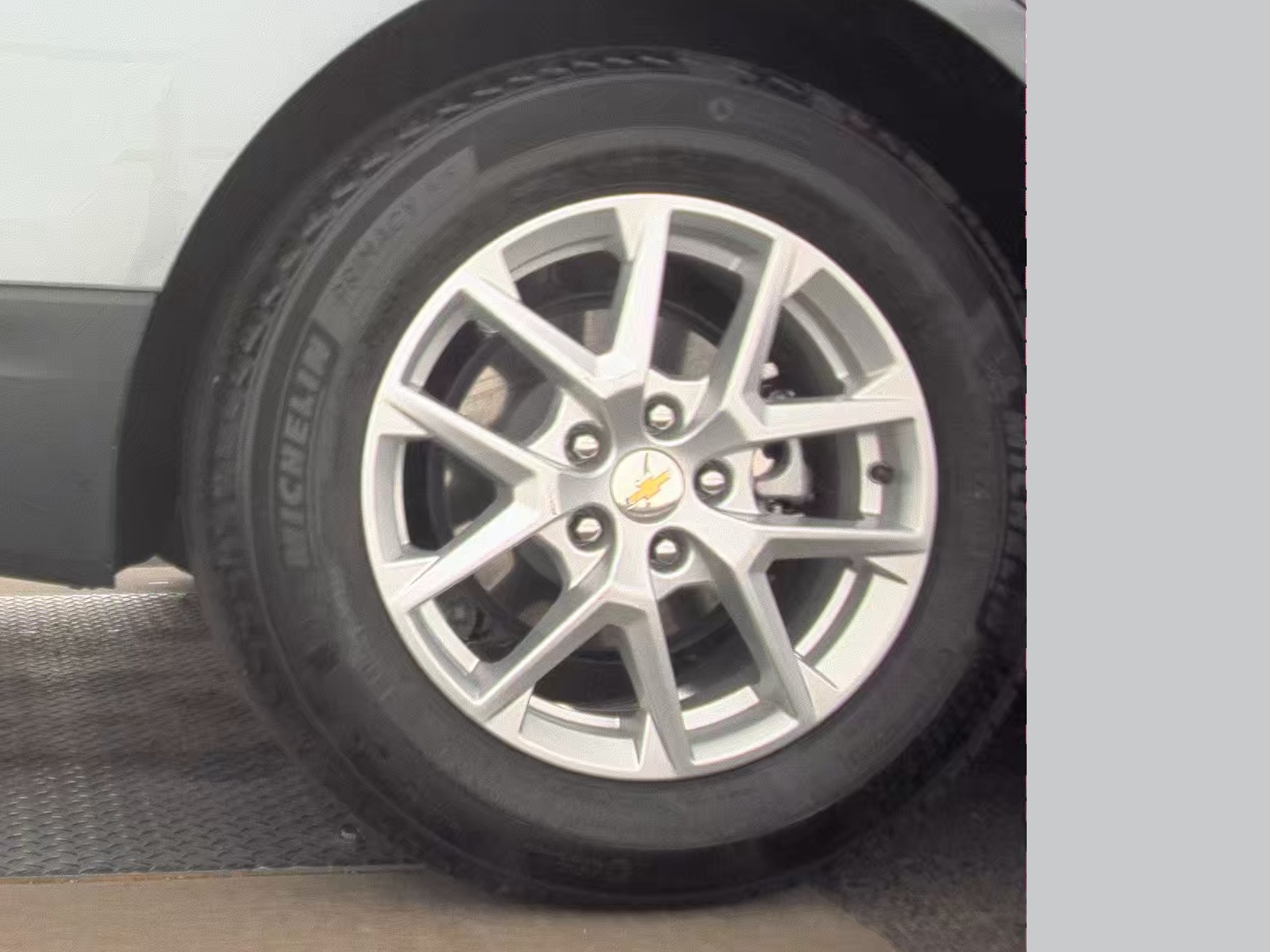 2023 Chevrolet Equinox LT FWD