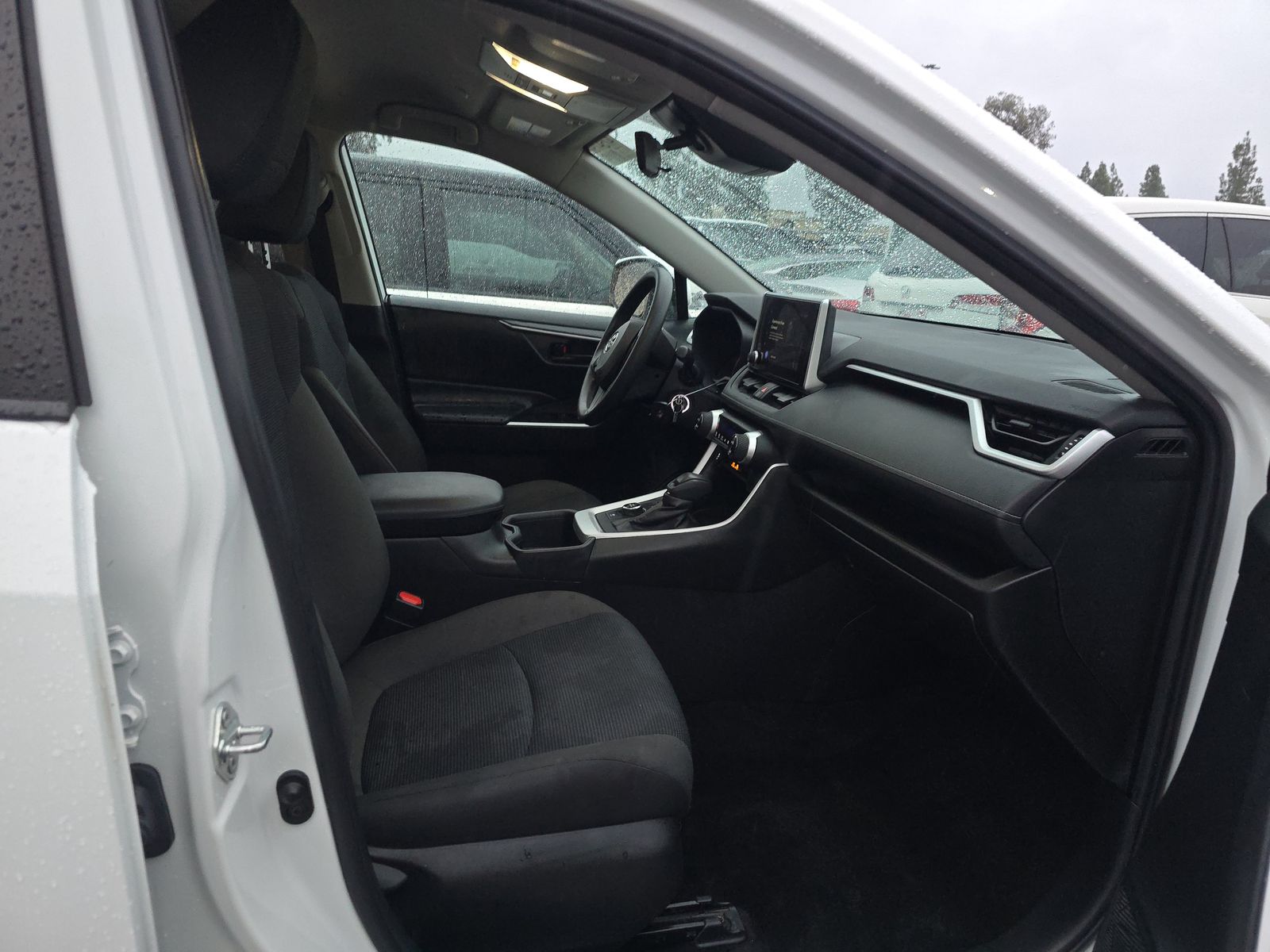 2024 Toyota RAV4 Hybrid LE AWD