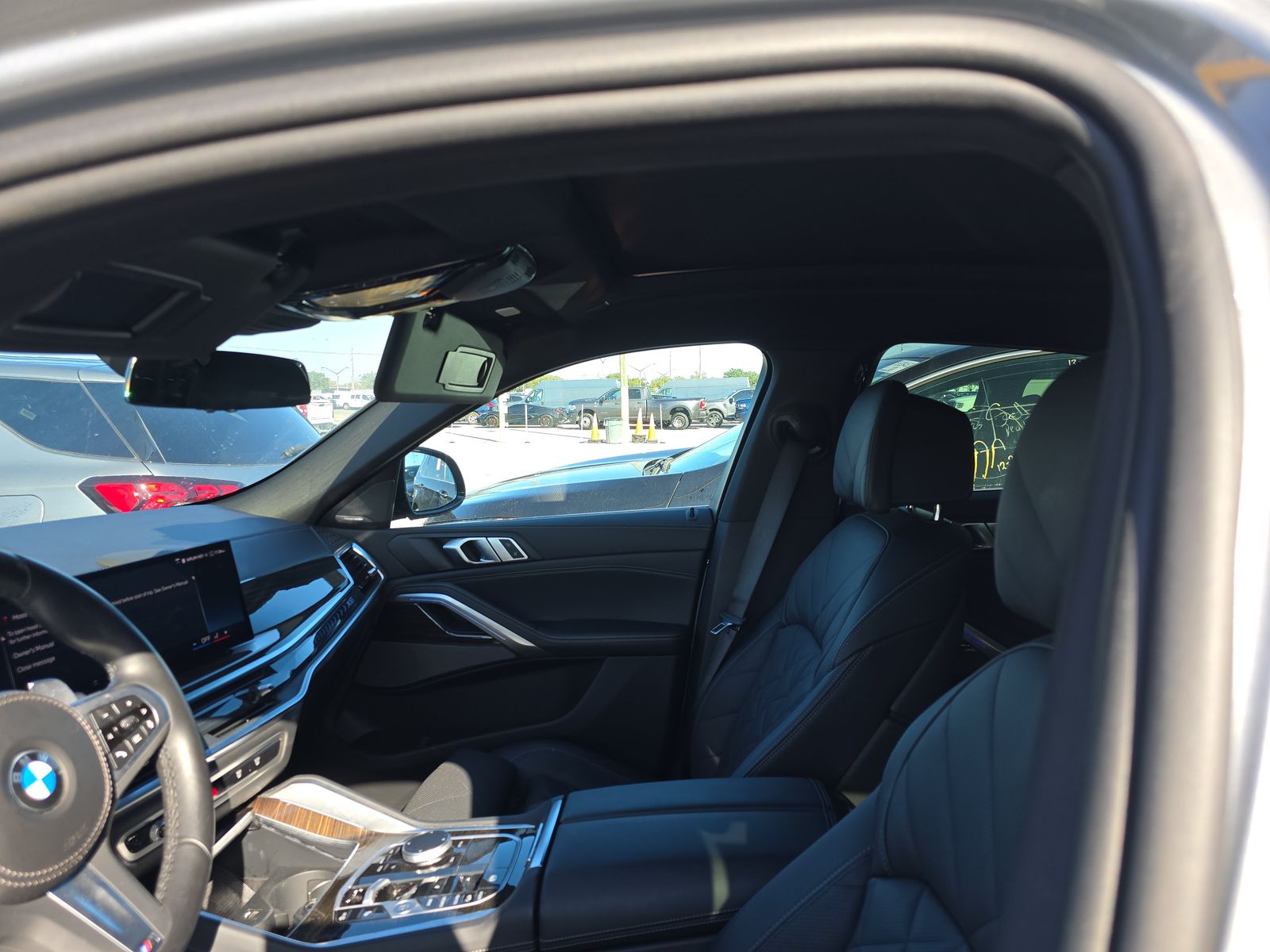 2025 BMW X6 xDrive40i AWD