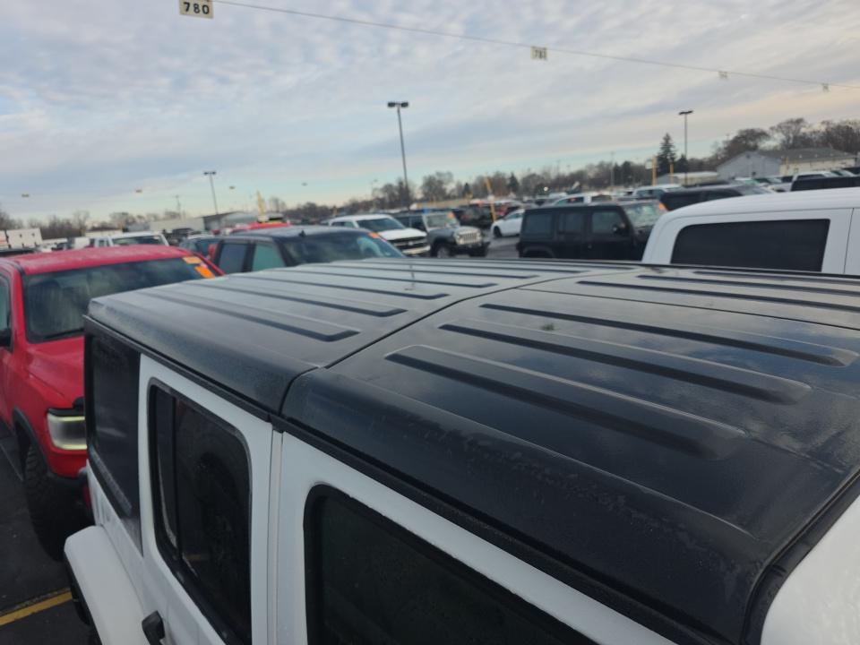 2022 Jeep Wrangler Unlimited Rubicon AWD