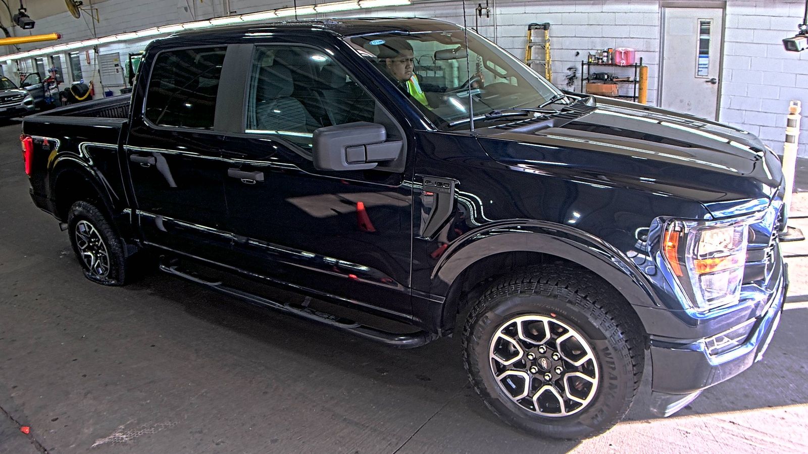 2023 Ford F-150 XL AWD