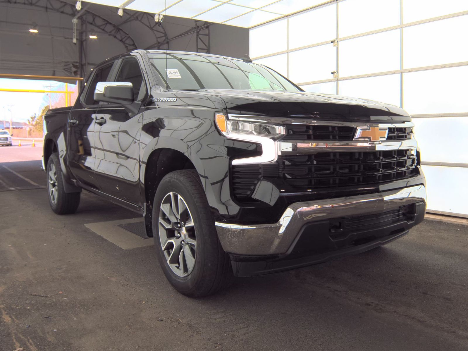 2023 Chevrolet Silverado 1500 LT AWD