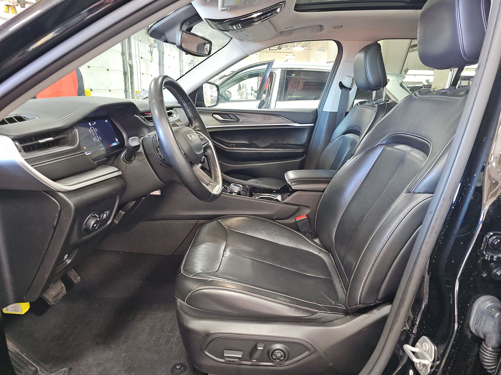 2022 Jeep Grand Cherokee Limited AWD