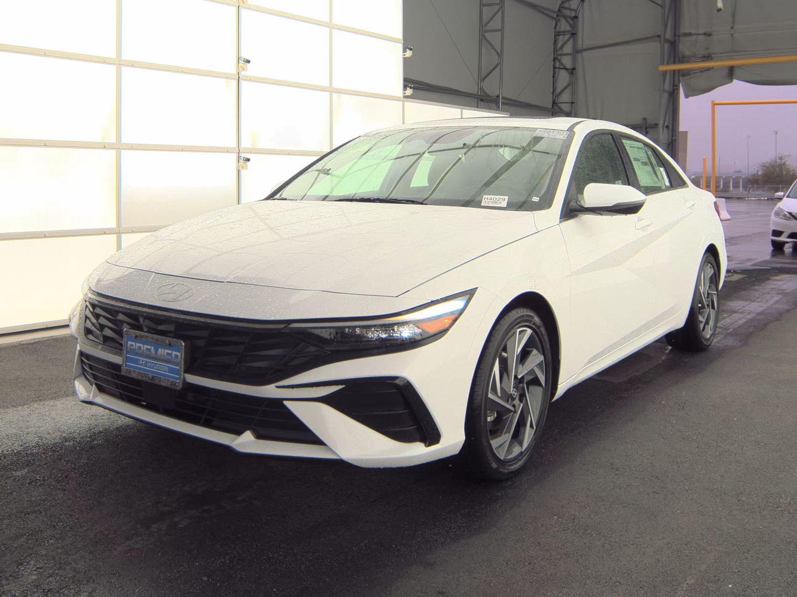 2025 Hyundai Elantra Hybrid Limited FWD