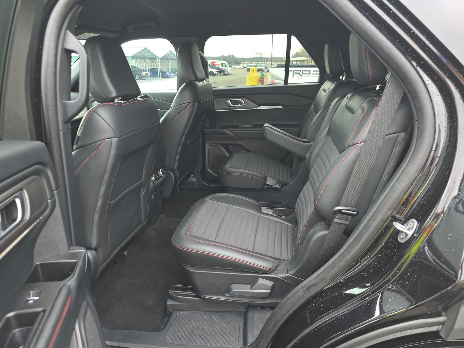 2025 Ford Explorer ST-Line AWD