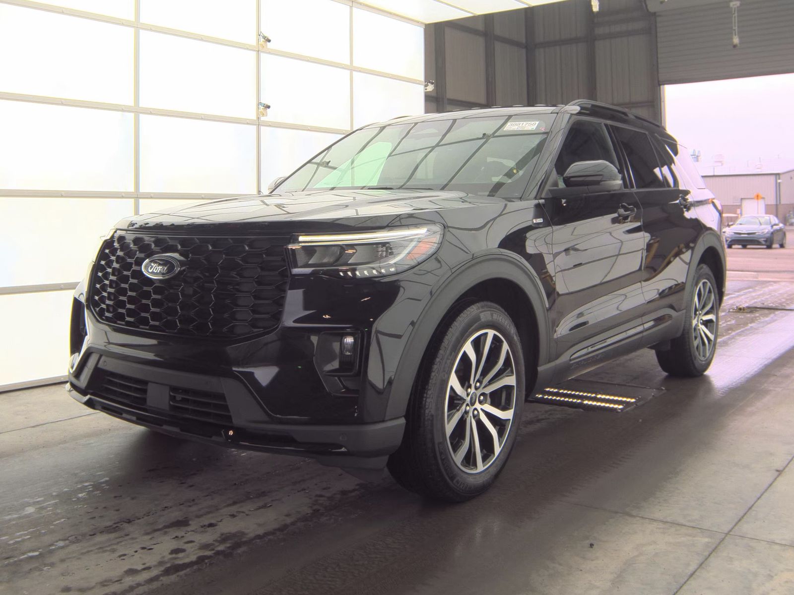 2025 Ford Explorer ST-Line AWD