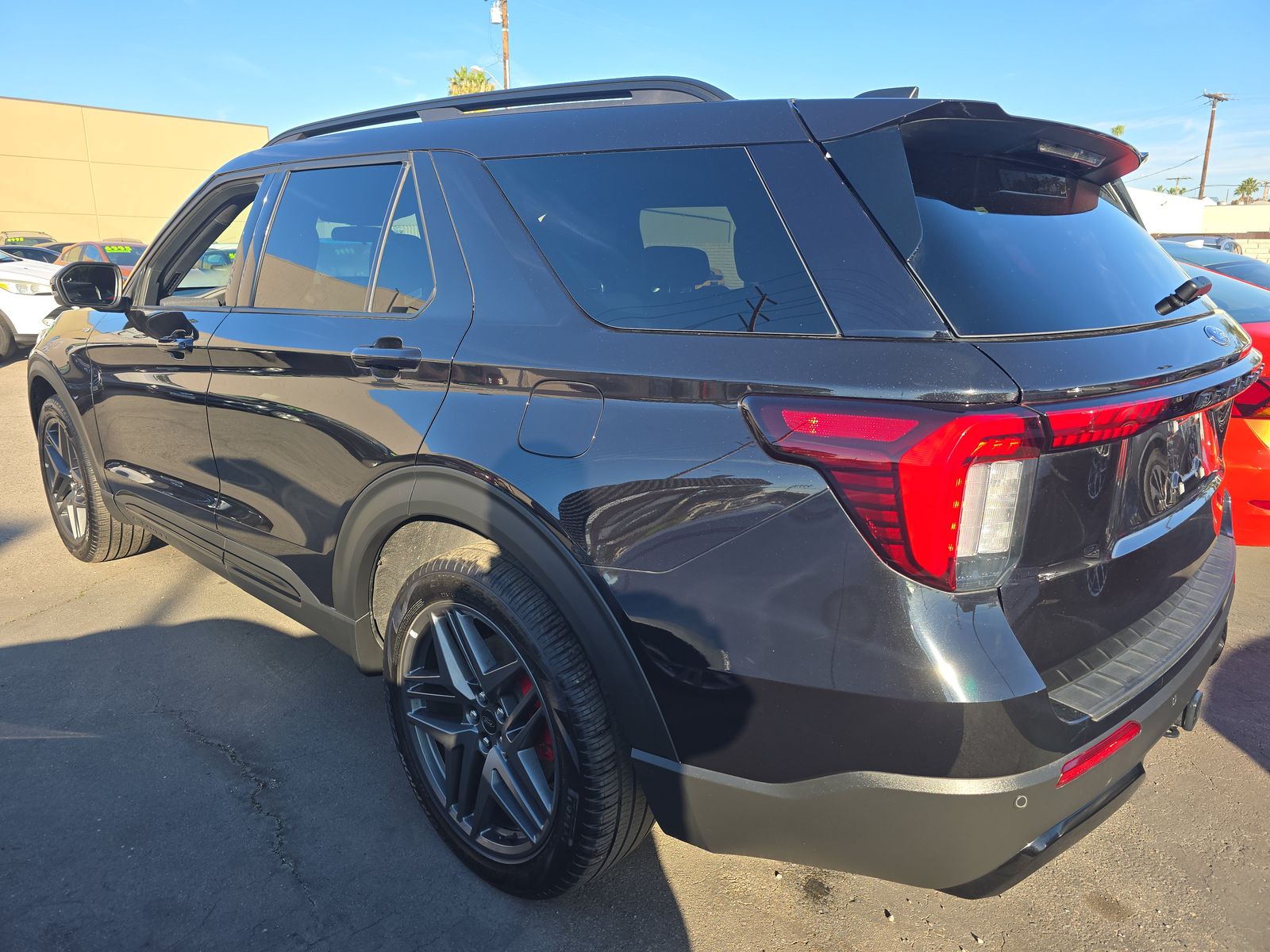 2025 Ford Explorer ST-Line AWD