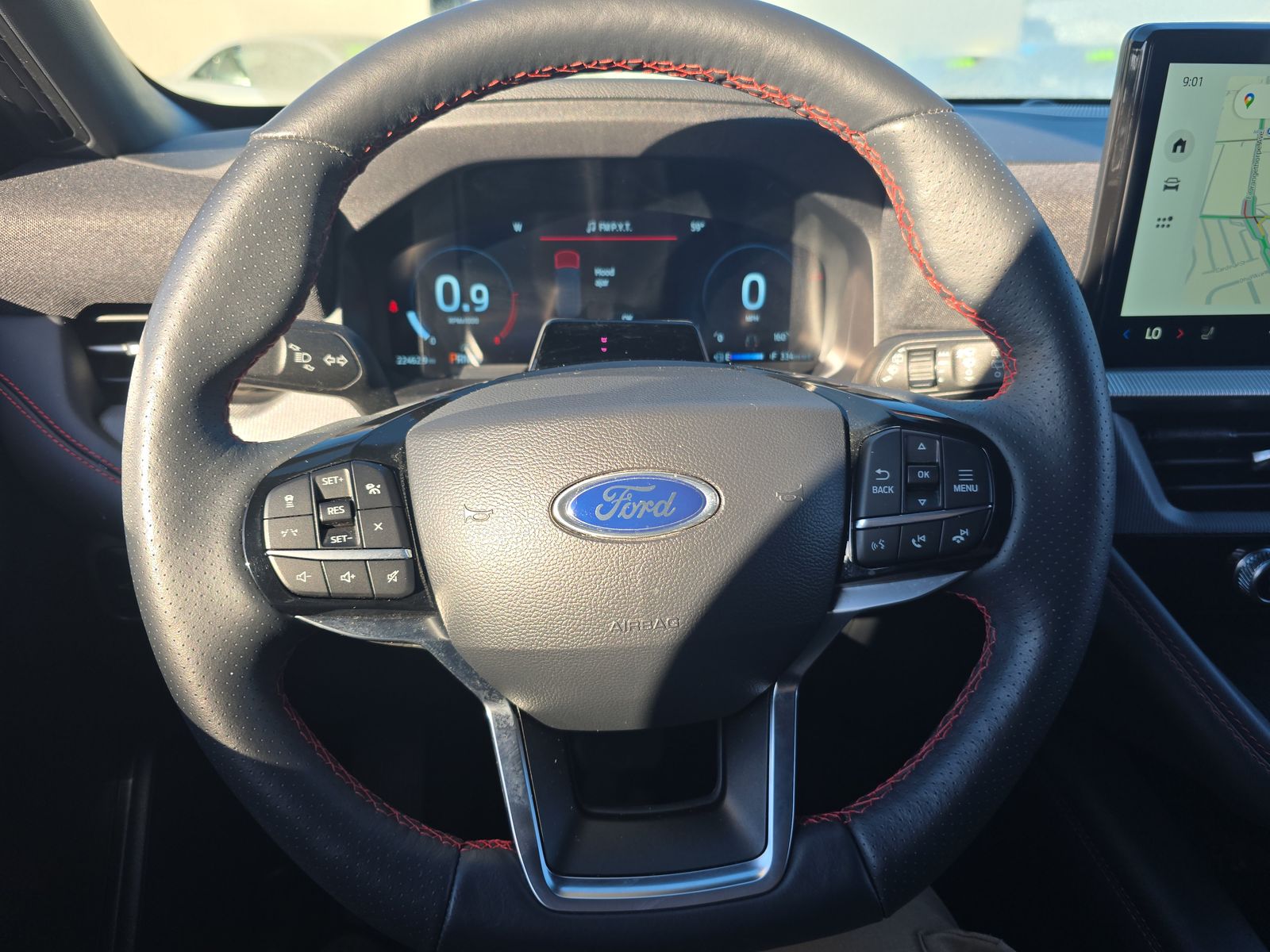 2025 Ford Explorer ST-Line AWD