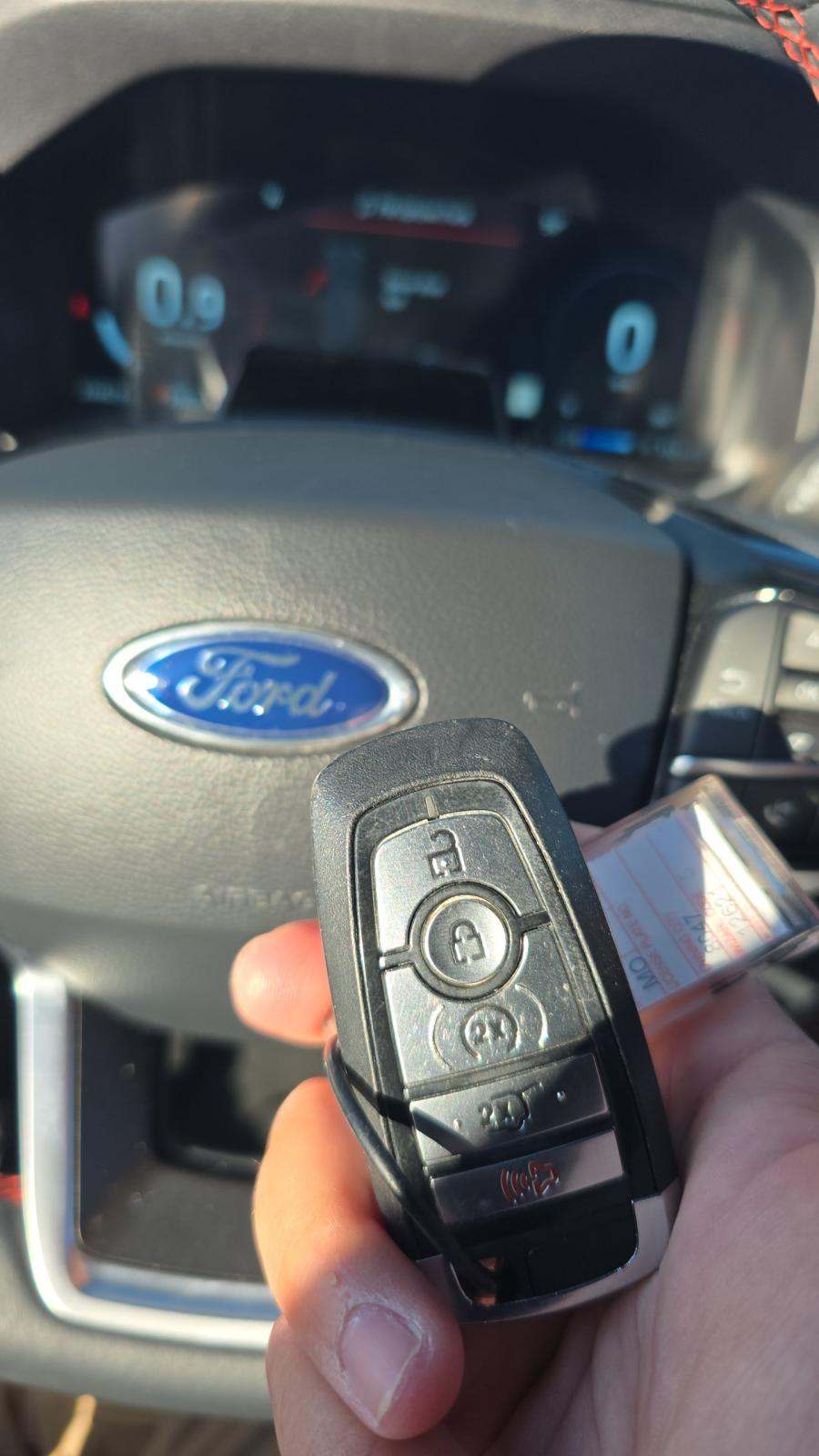 2025 Ford Explorer ST-Line AWD
