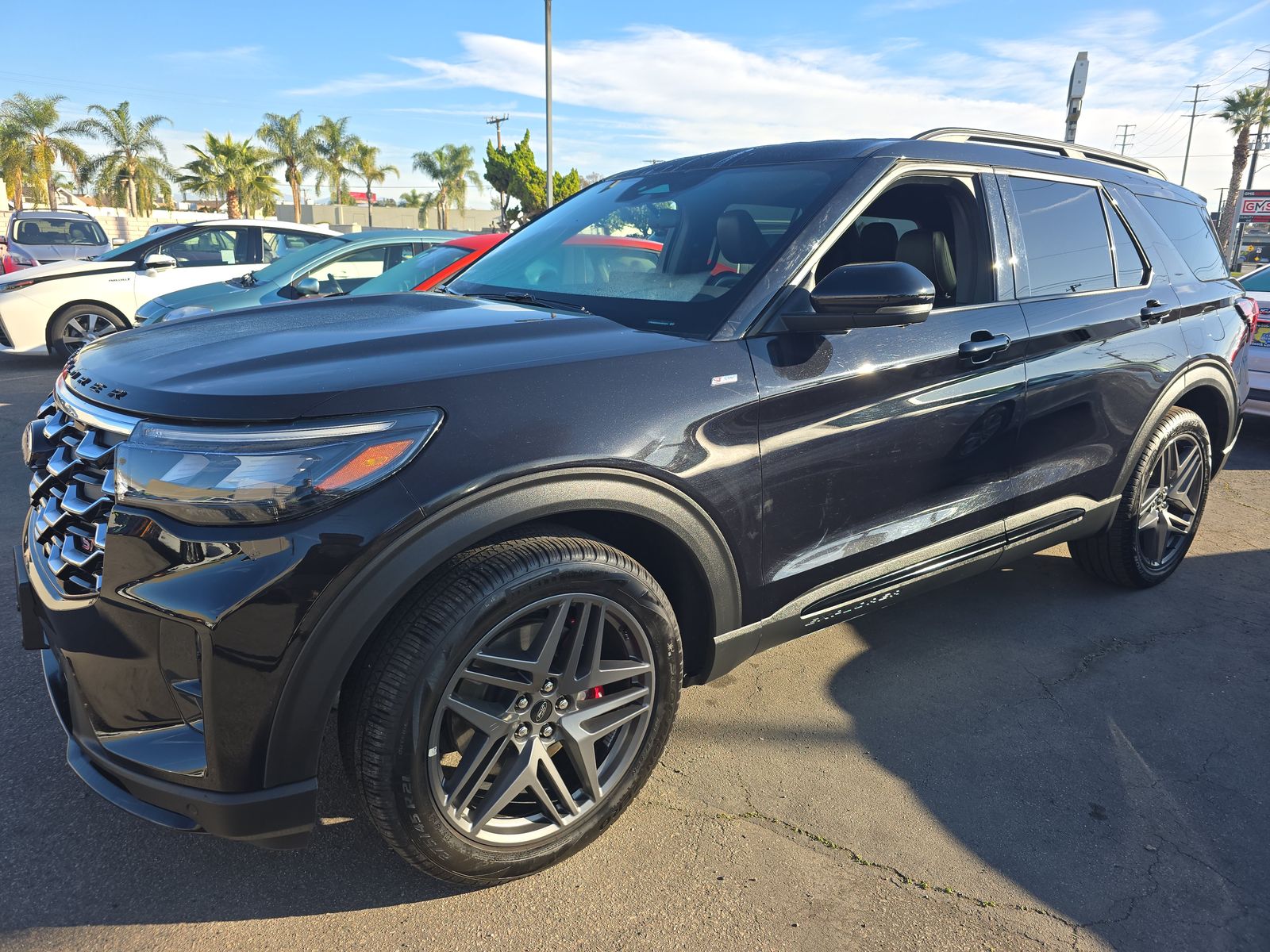 2025 Ford Explorer ST-Line AWD