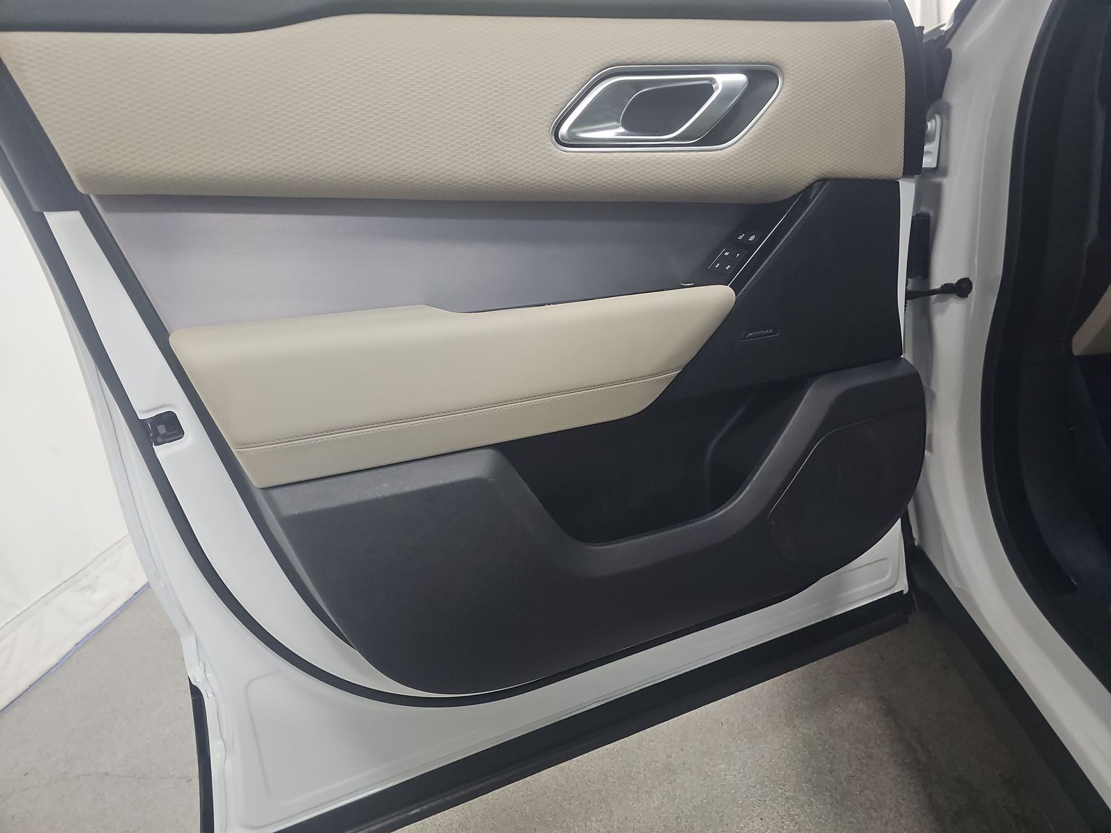 2023 Land Rover Range Rover Velar R-Dynamic S AWD