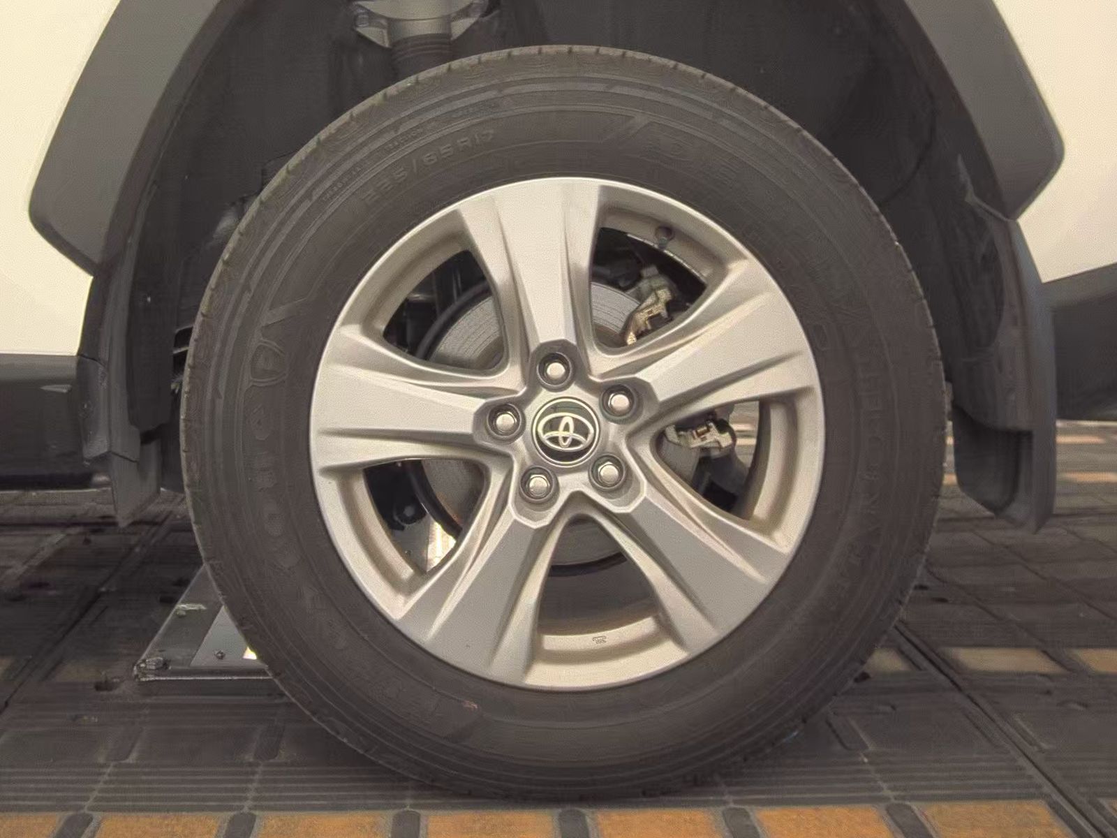 2024 Toyota RAV4 Hybrid XLE AWD