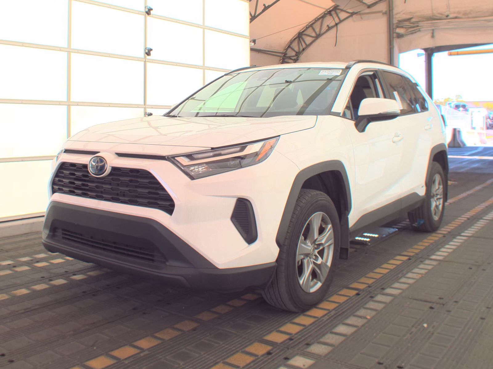 2024 Toyota RAV4 Hybrid XLE AWD