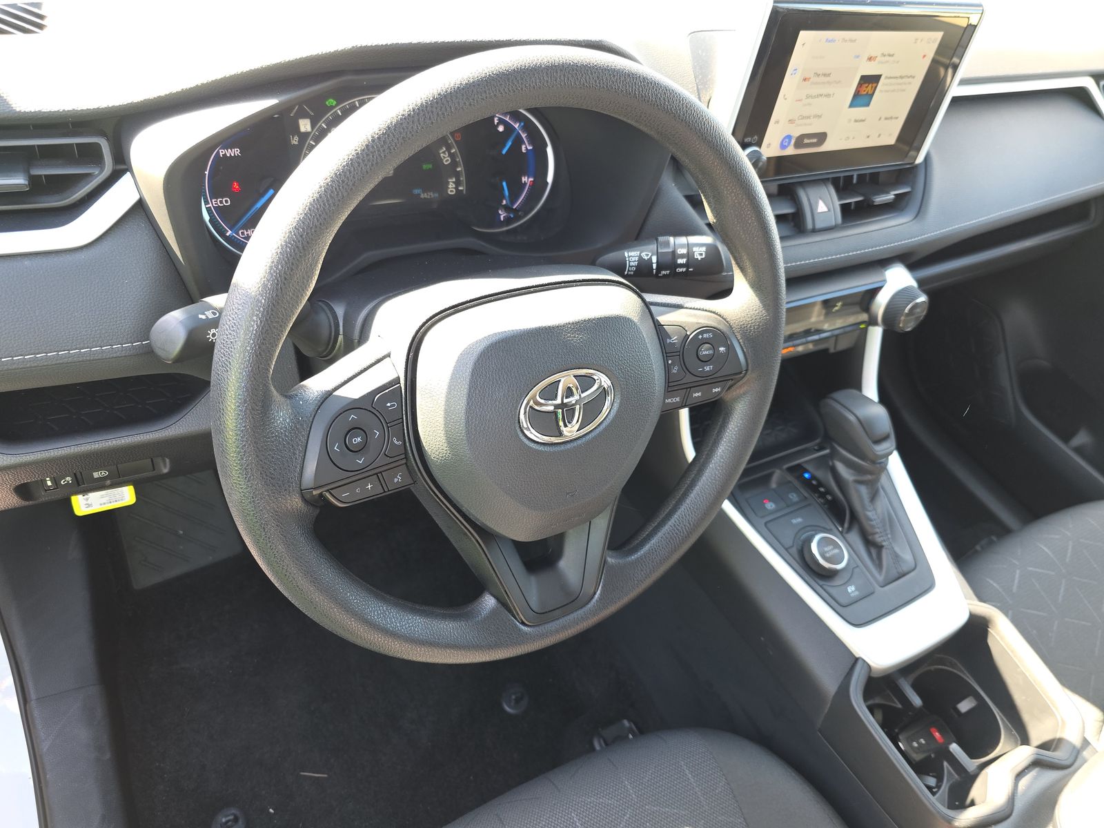 2024 Toyota RAV4 Hybrid XLE AWD