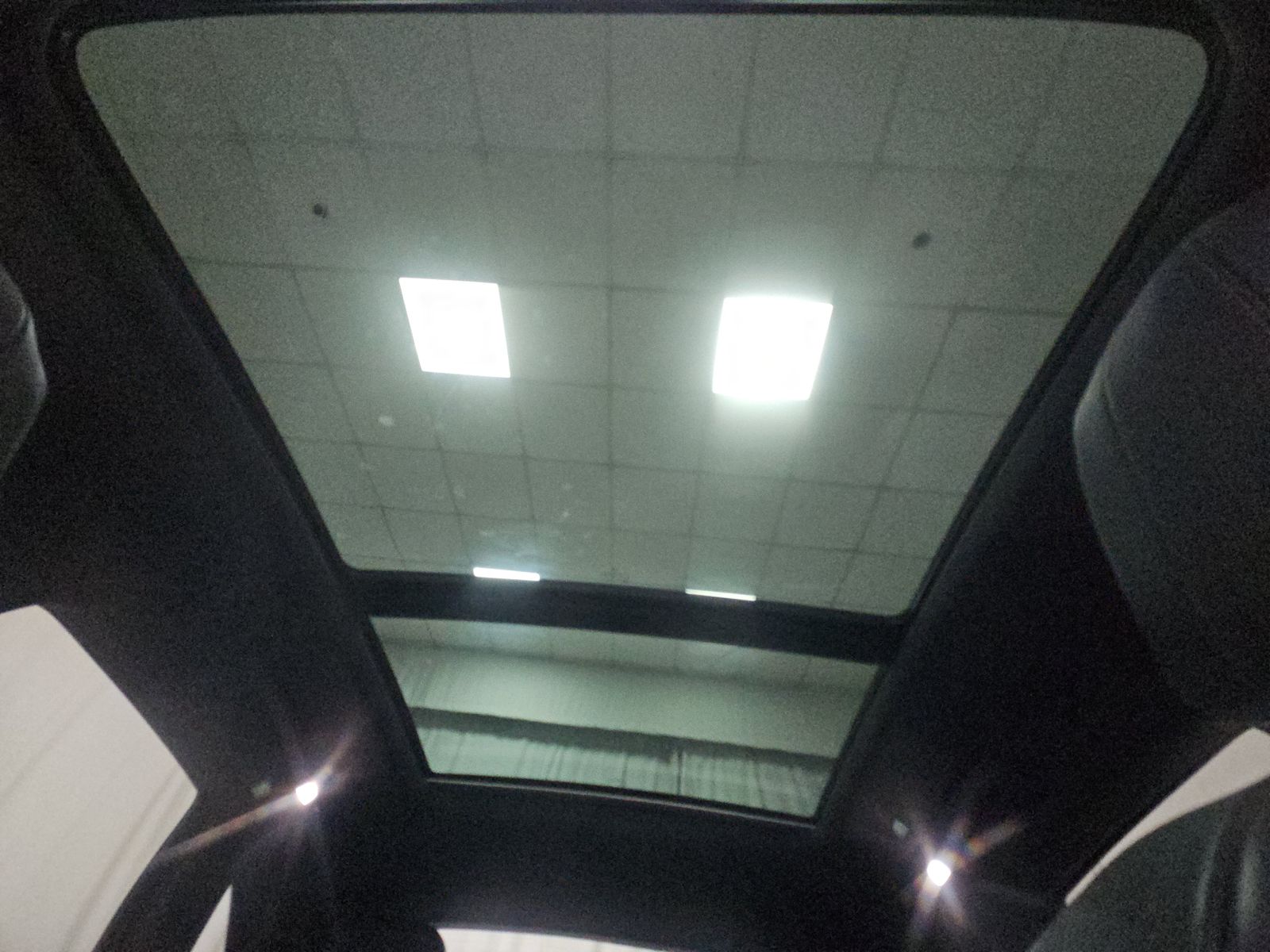 2023 Porsche Macan Base AWD