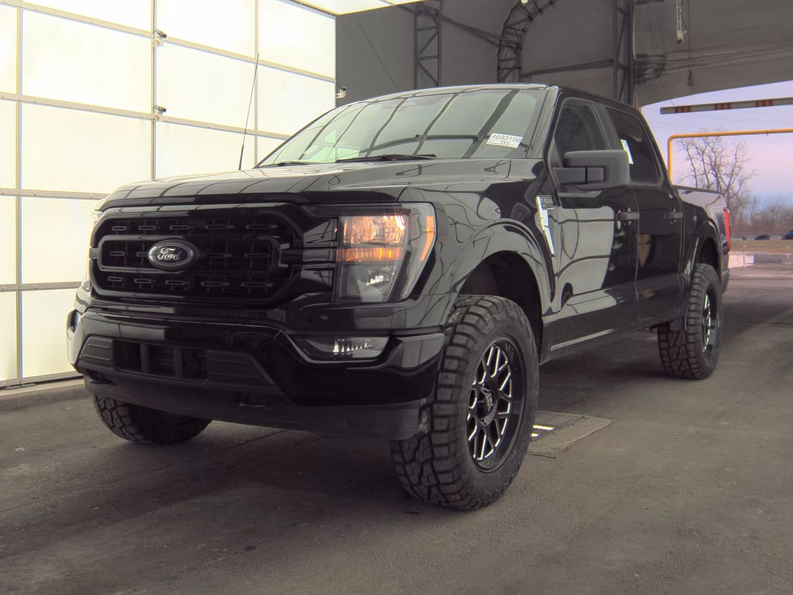 2023 Ford F-150 XLT AWD
