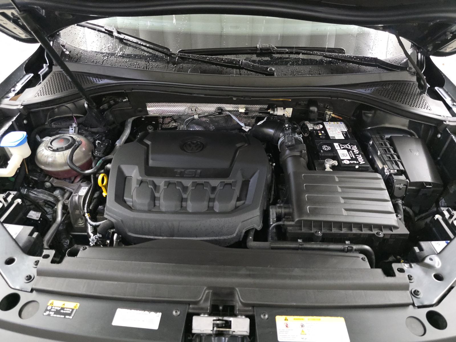 2024 Volkswagen Tiguan 2.0T SE FWD