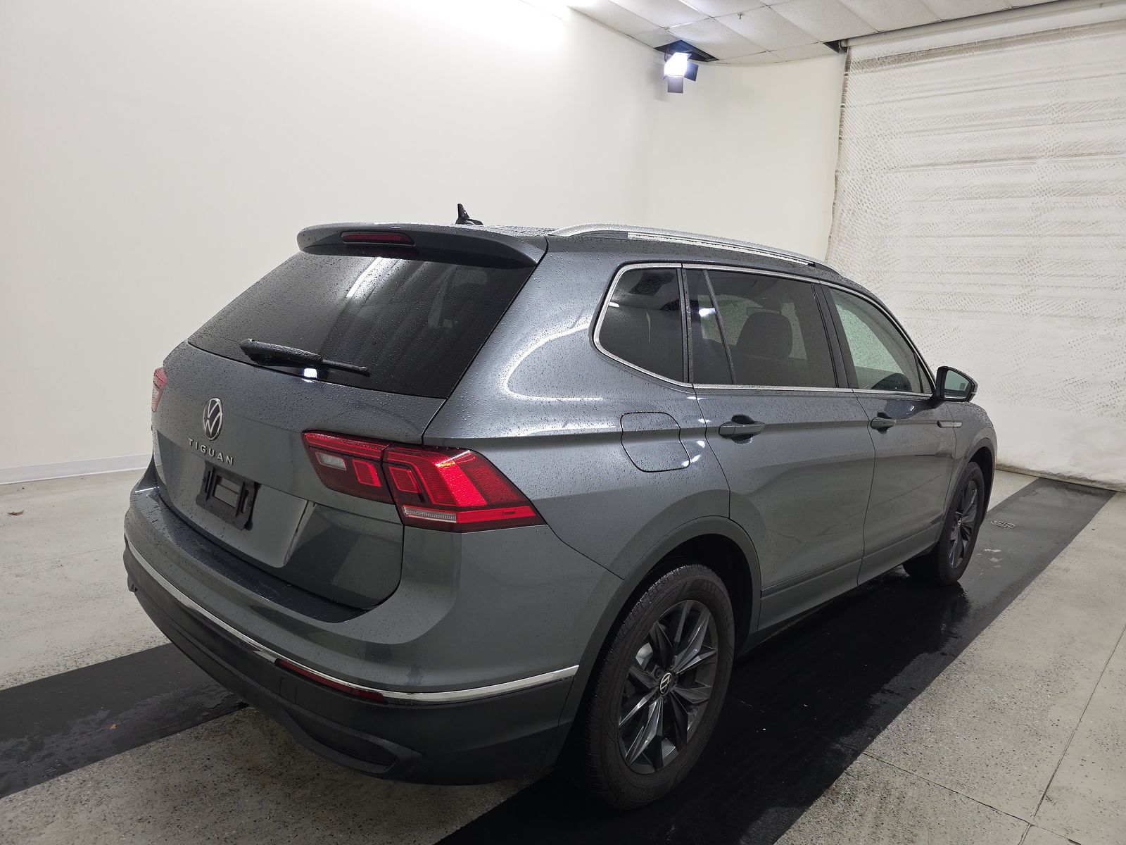 2024 Volkswagen Tiguan 2.0T SE FWD