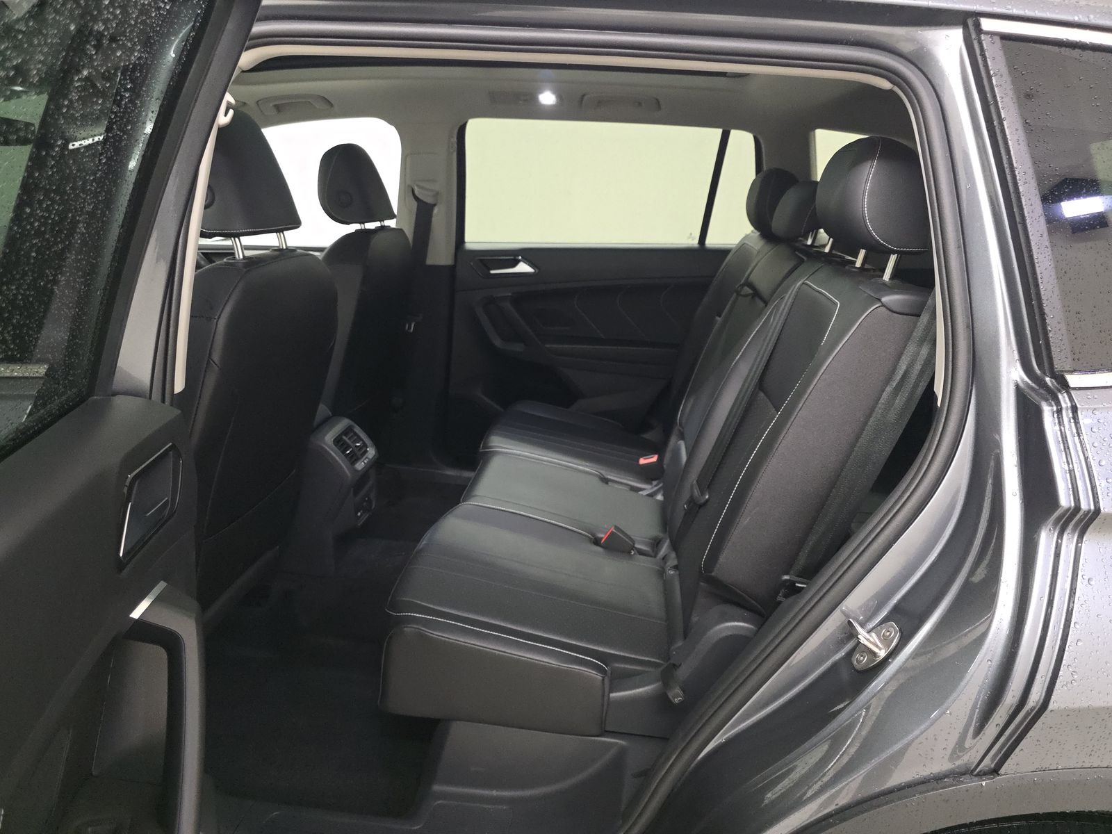 2024 Volkswagen Tiguan 2.0T SE FWD