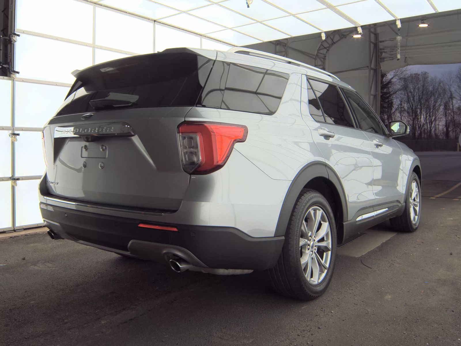 2022 Ford Explorer Limited RWD