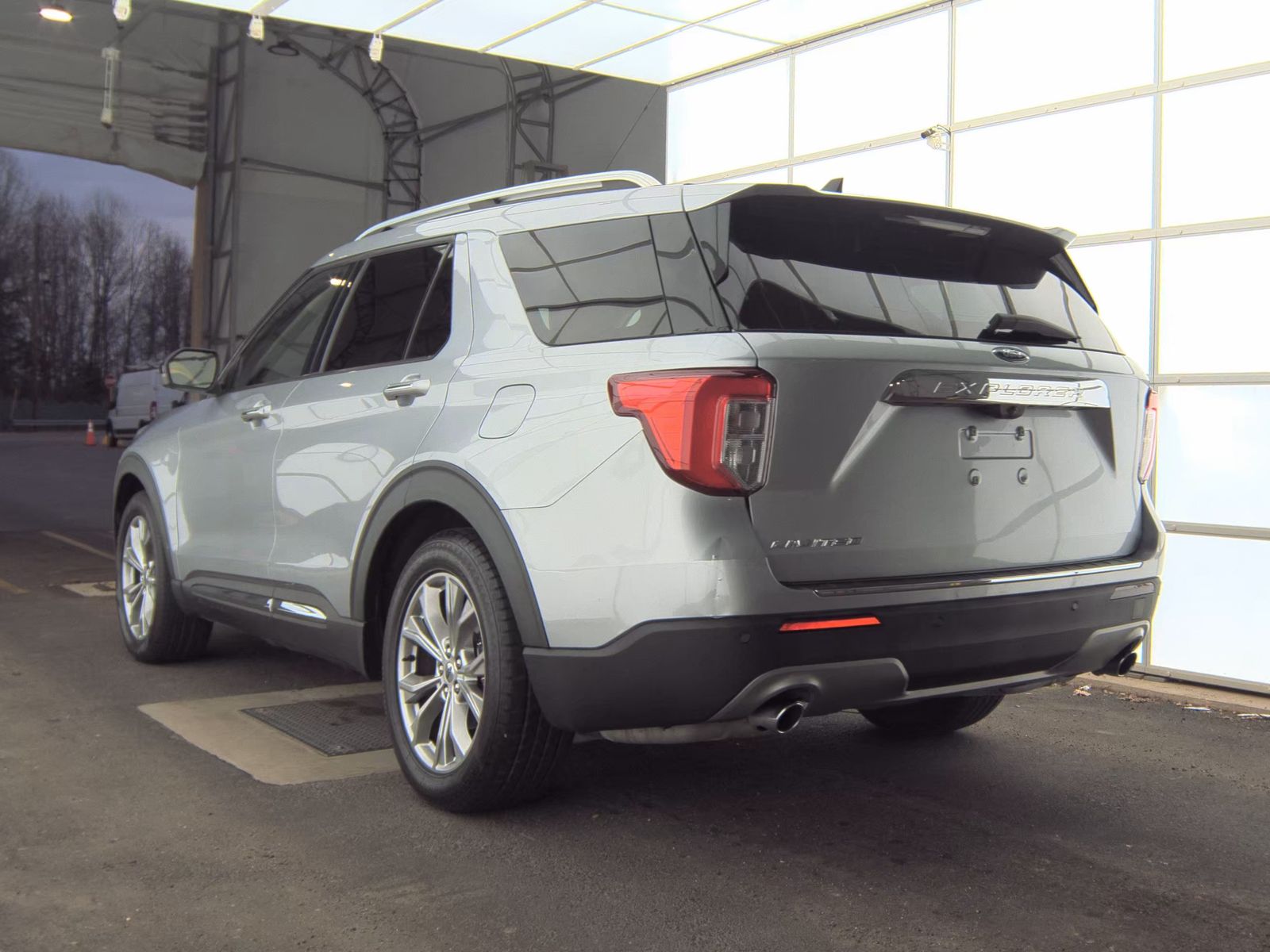 2022 Ford Explorer Limited RWD