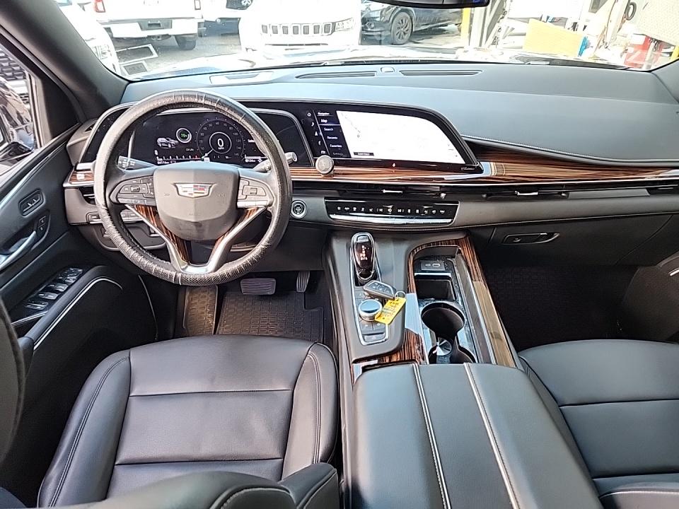 2023 Cadillac Escalade ESV Luxury AWD