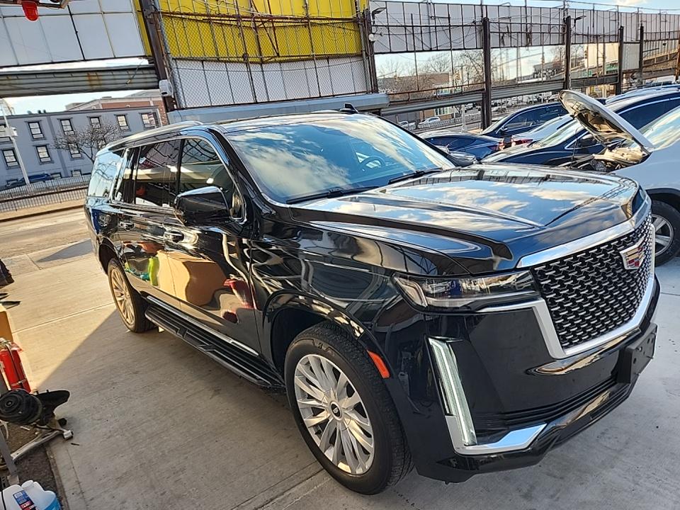 2023 Cadillac Escalade ESV Luxury AWD