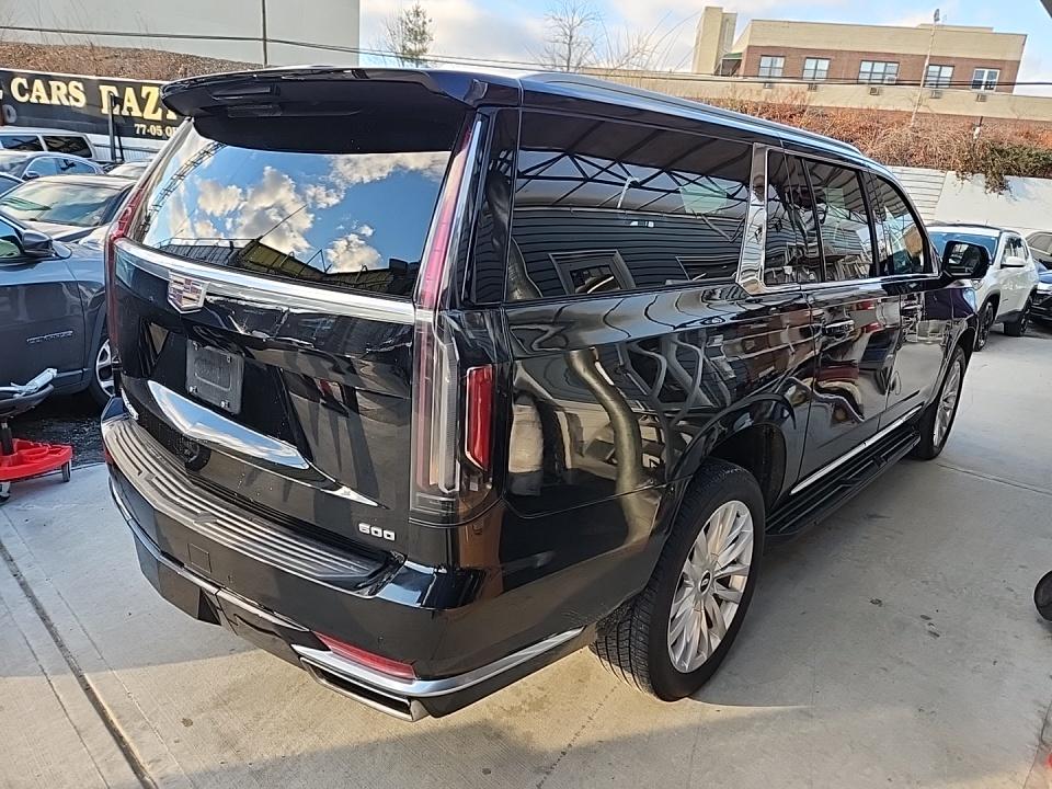 2023 Cadillac Escalade ESV Luxury AWD