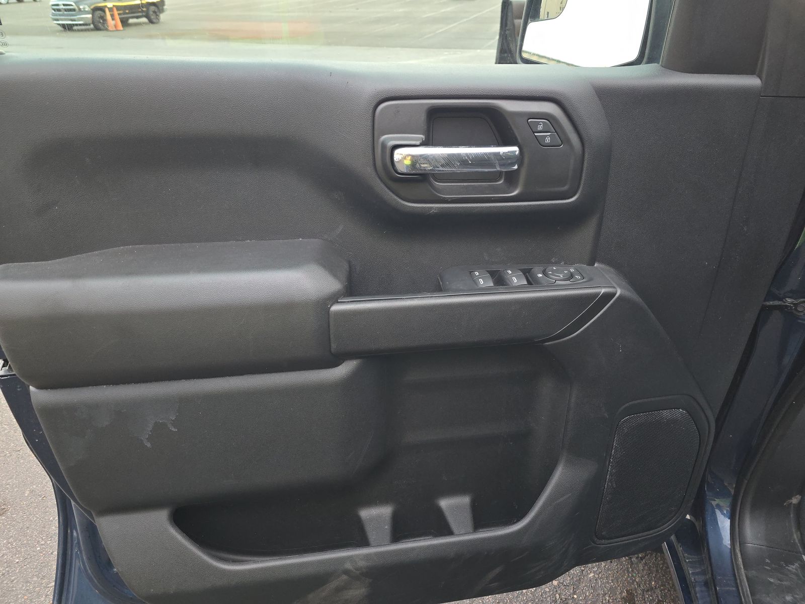 2023 Chevrolet Silverado 1500 Custom AWD