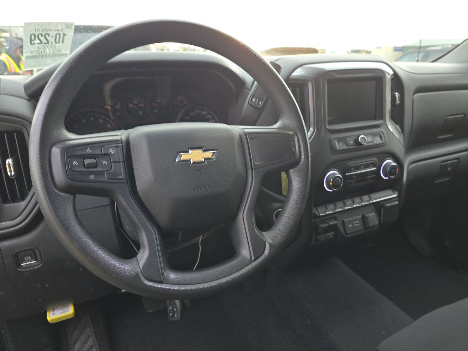 2023 Chevrolet Silverado 1500 Custom AWD