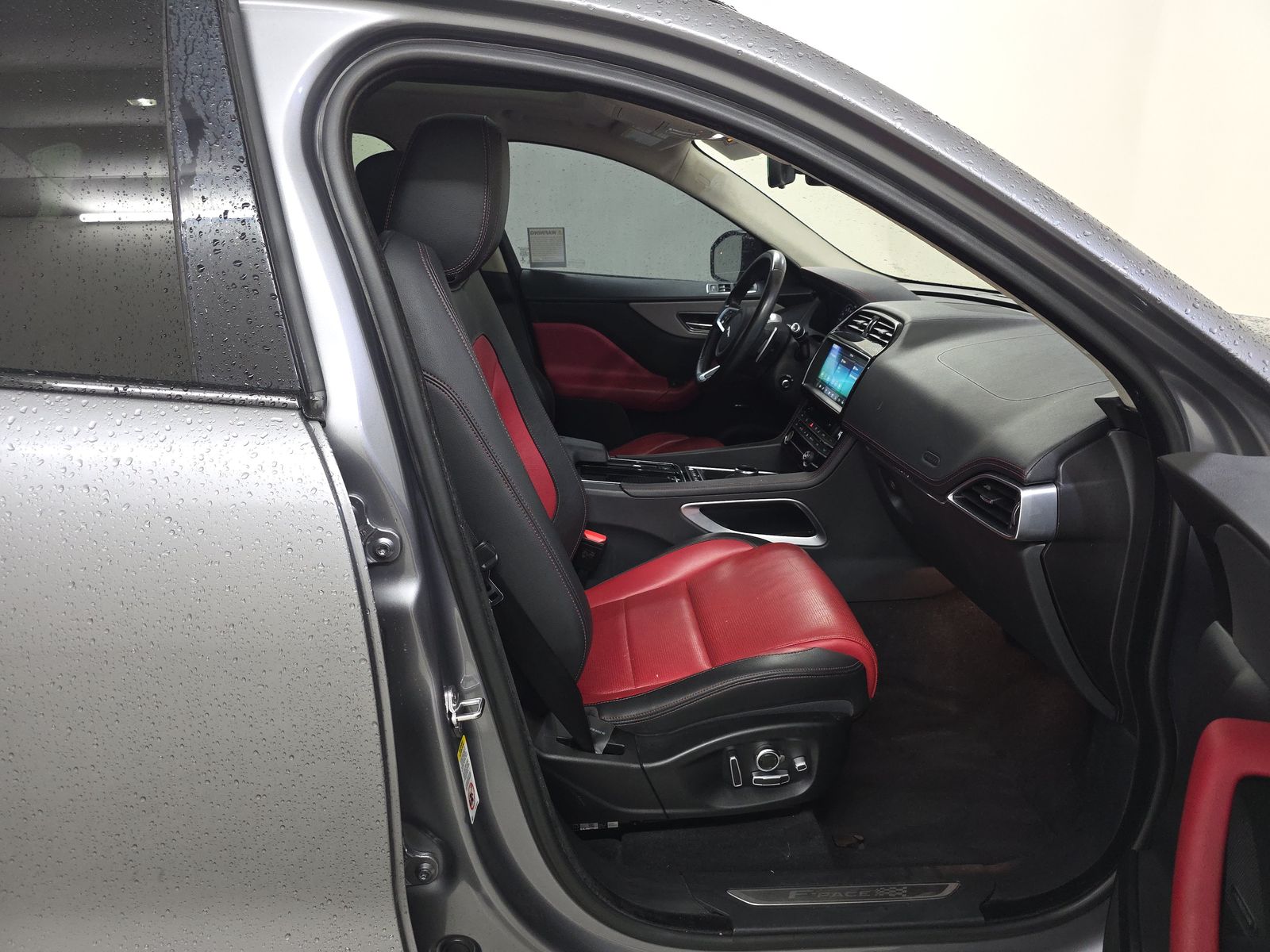 2020 Jaguar F-PACE 25t Checkered Flag AWD