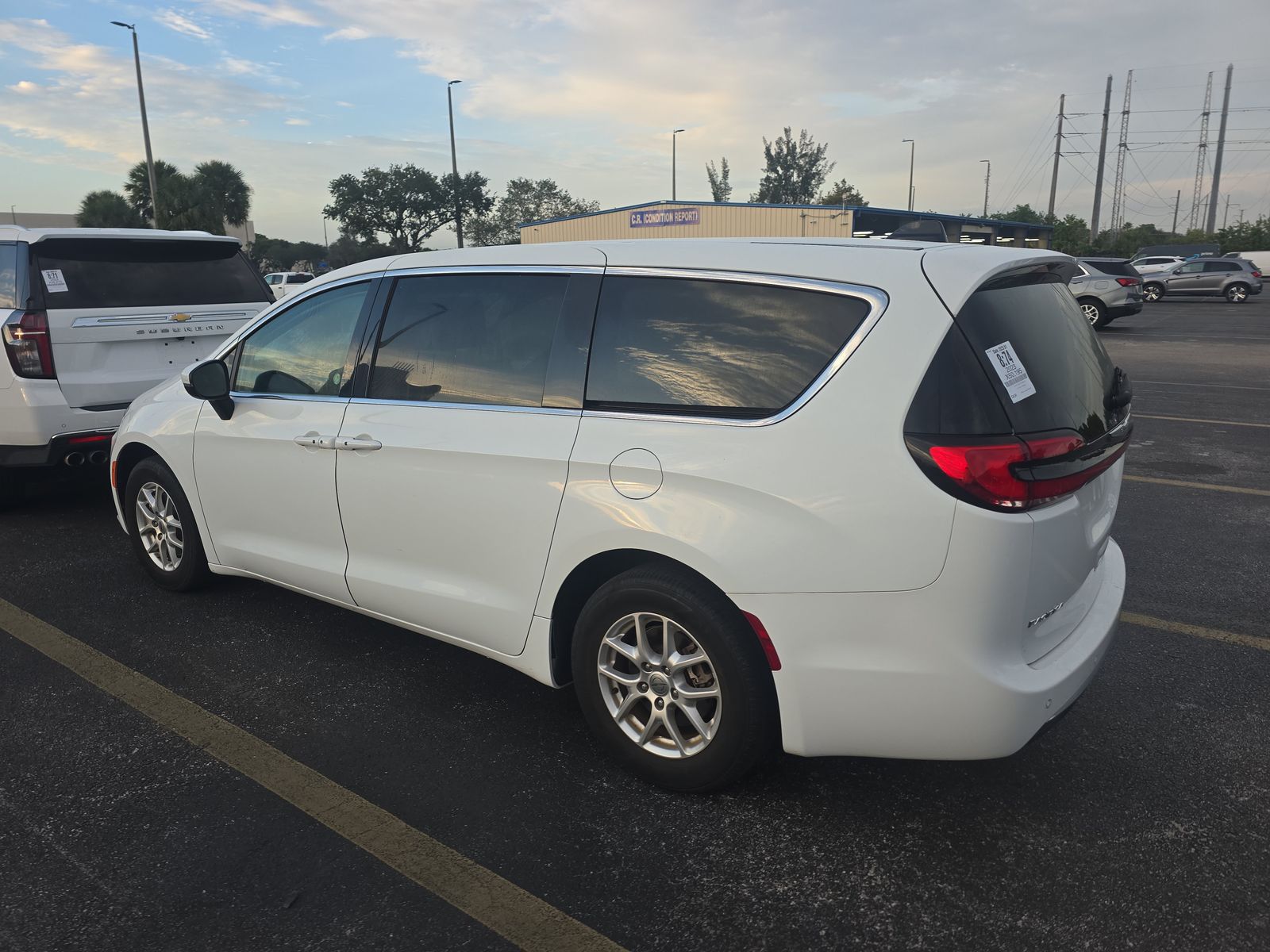 2023 Chrysler Pacifica Touring L FWD