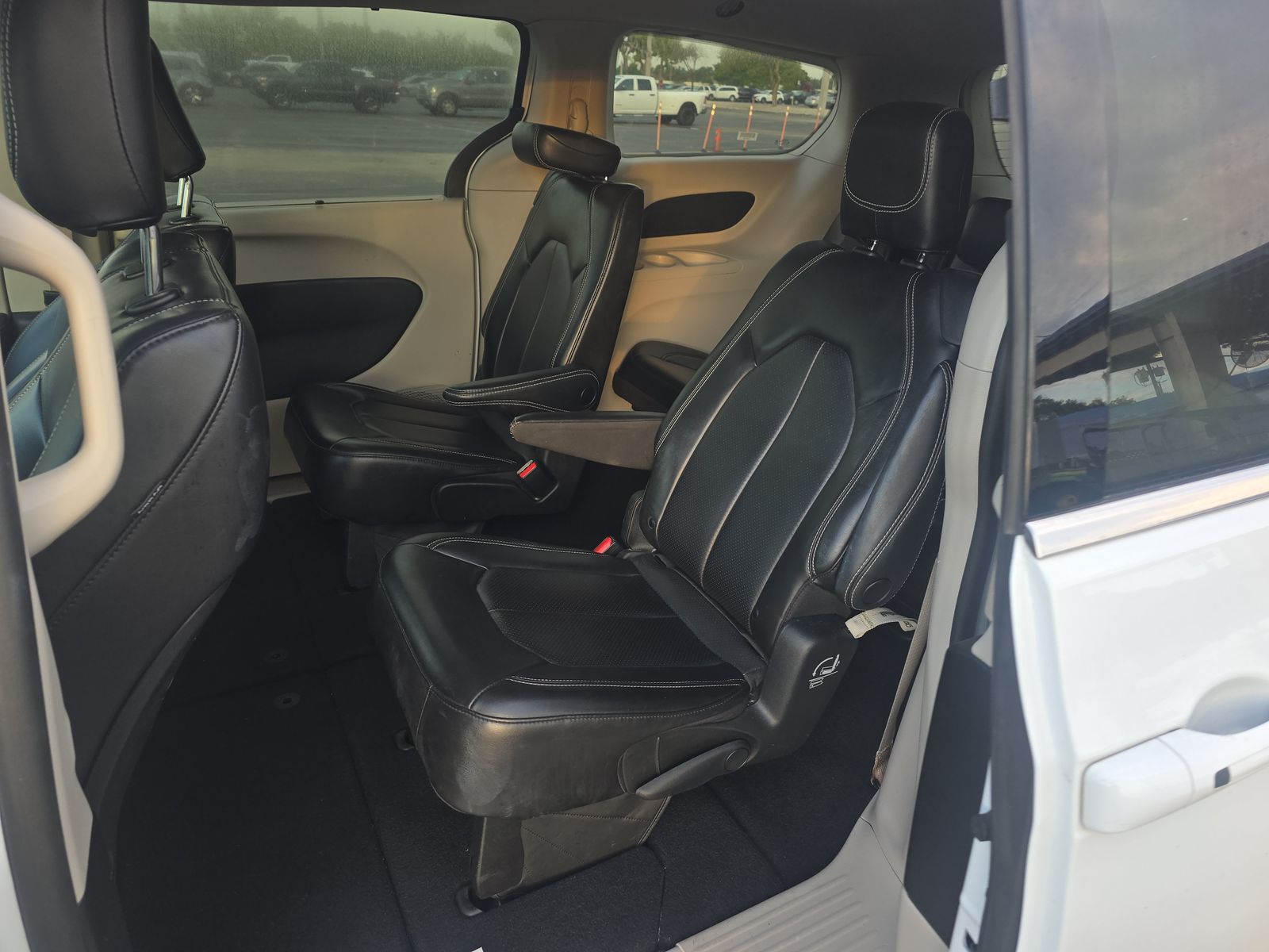 2023 Chrysler Pacifica Touring L FWD