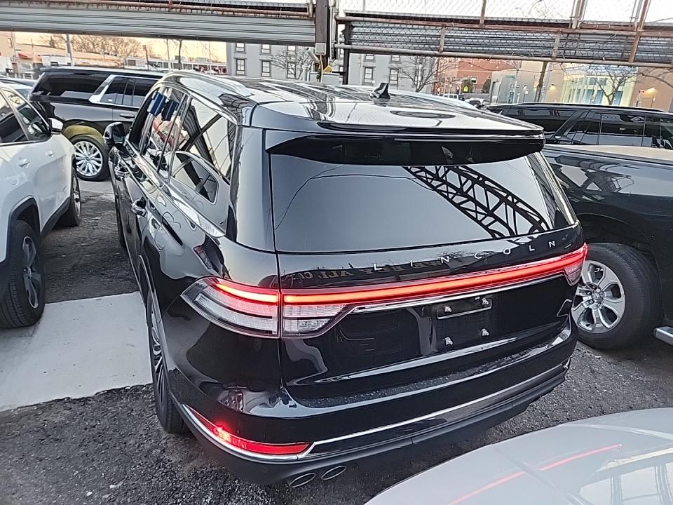 2023 Lincoln Aviator Standard AWD
