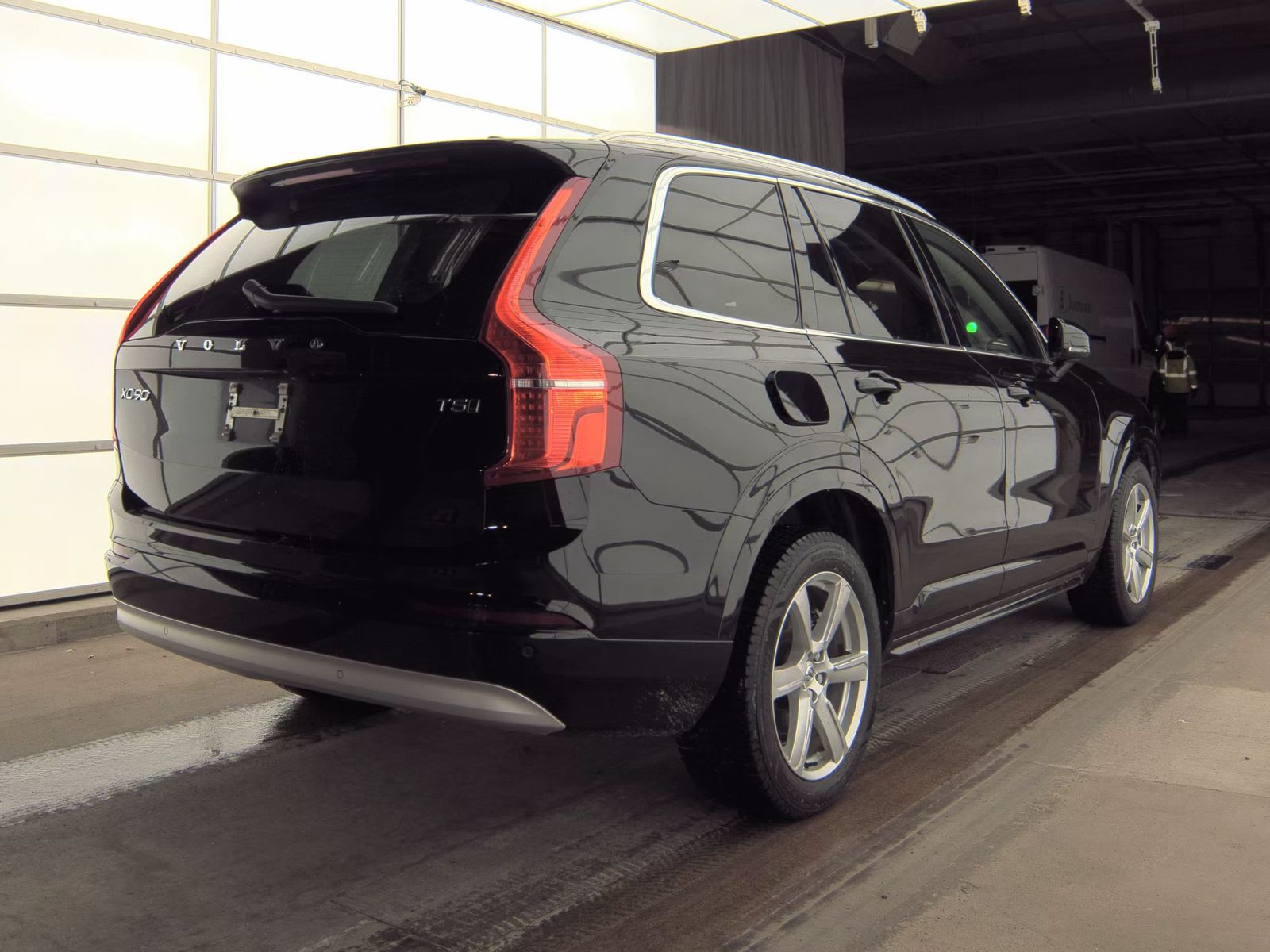 2022 Volvo XC90 T5 Momentum AWD