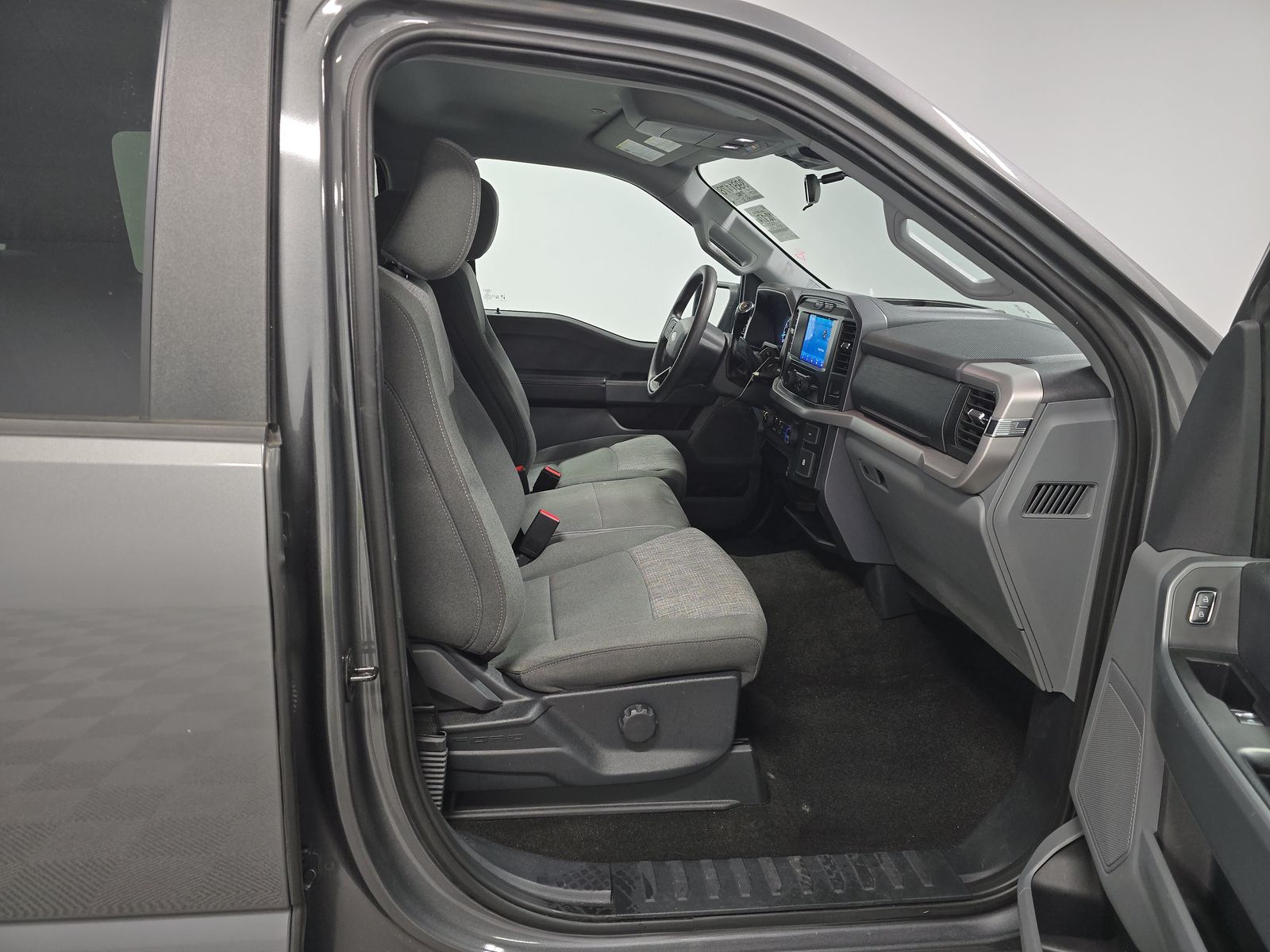 2023 Ford F-150 XLT RWD