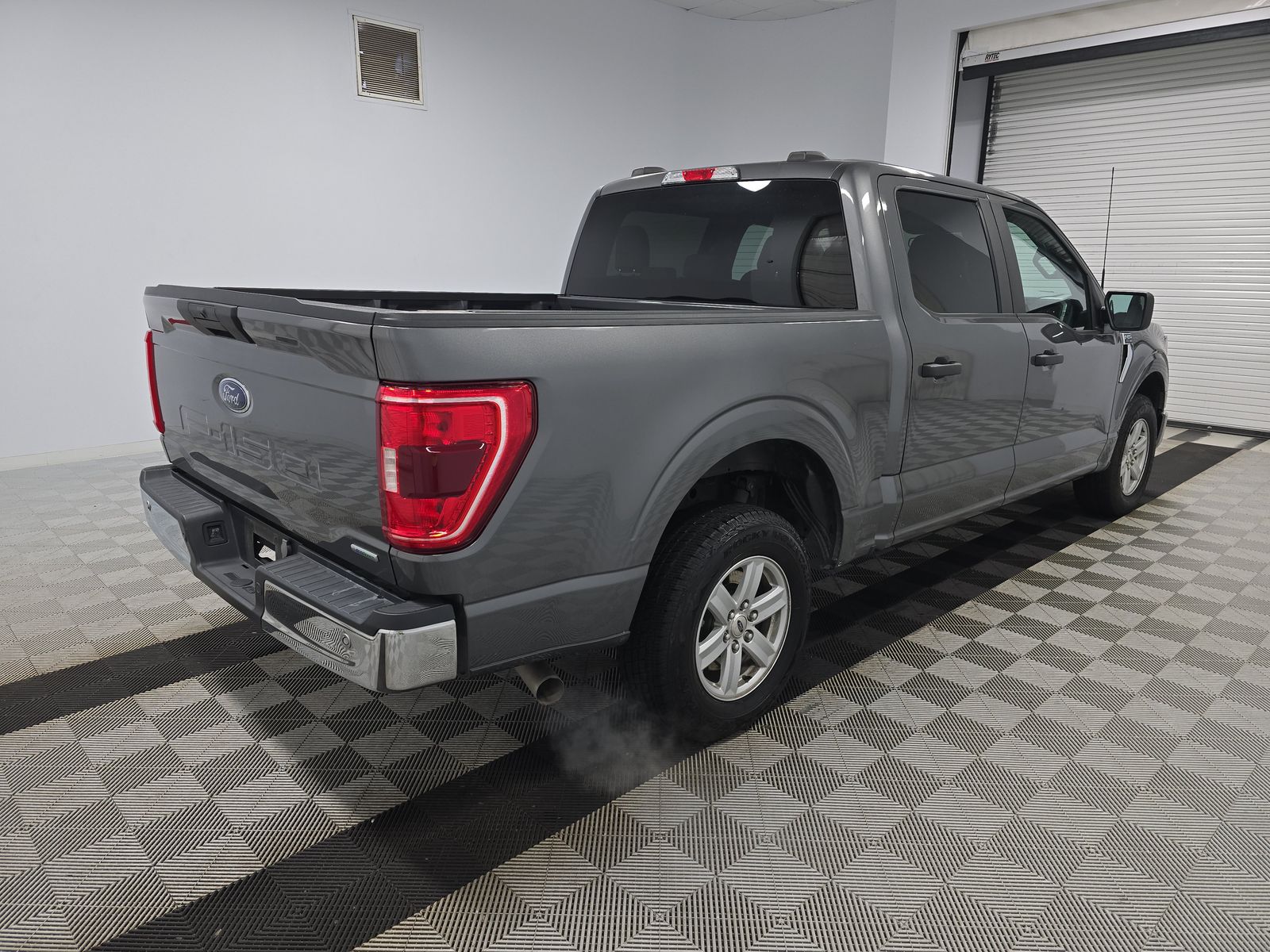 2023 Ford F-150 XLT RWD