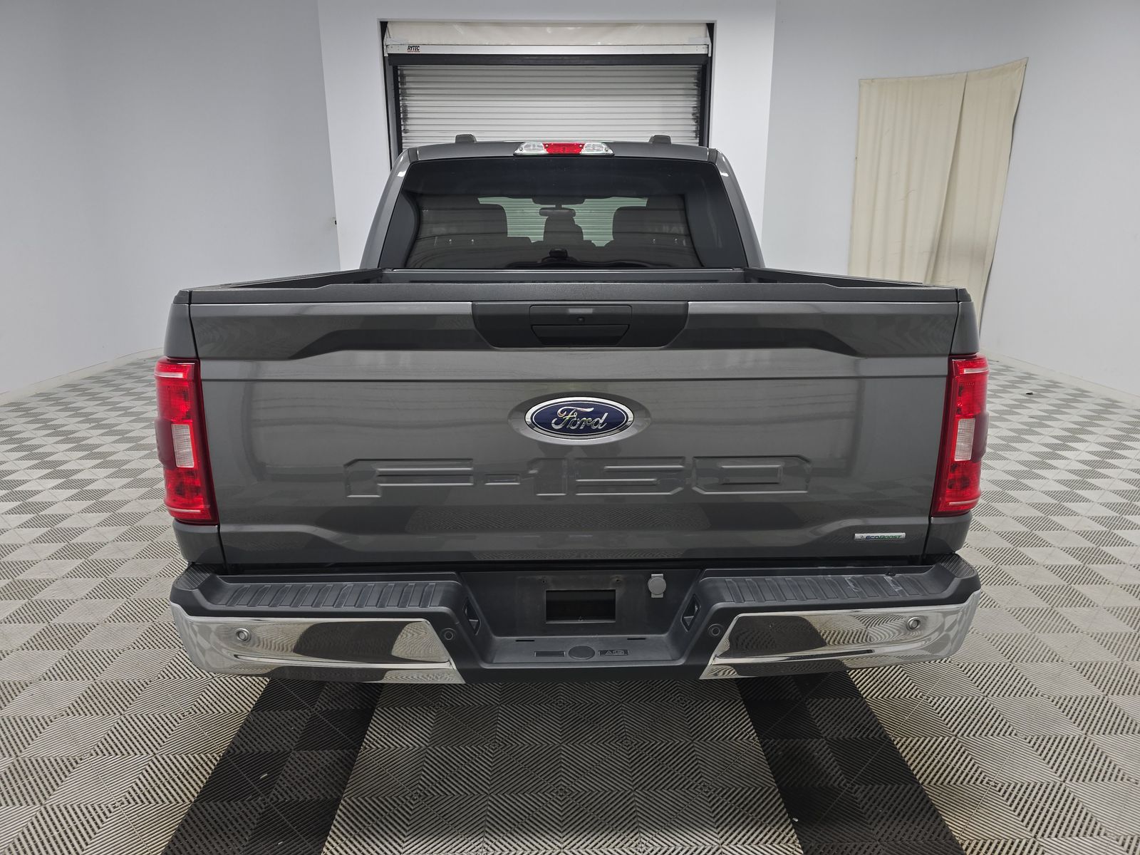 2023 Ford F-150 XLT RWD