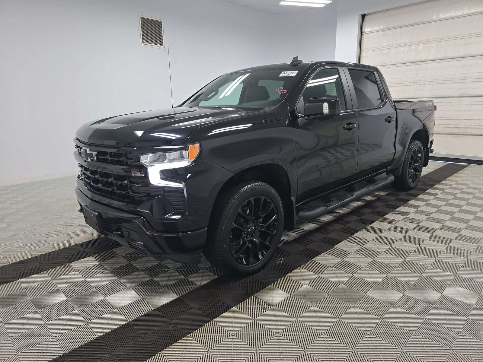 2023 Chevrolet Silverado 1500 RST AWD