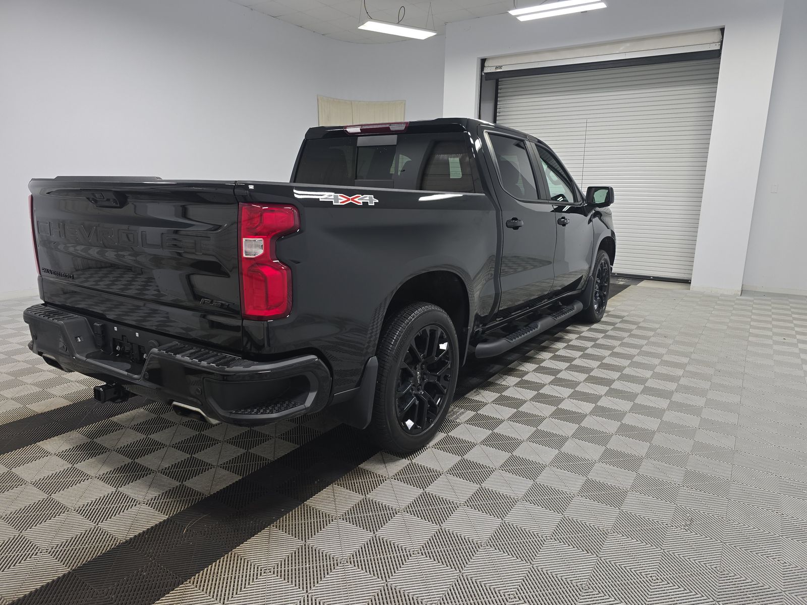 2023 Chevrolet Silverado 1500 RST AWD