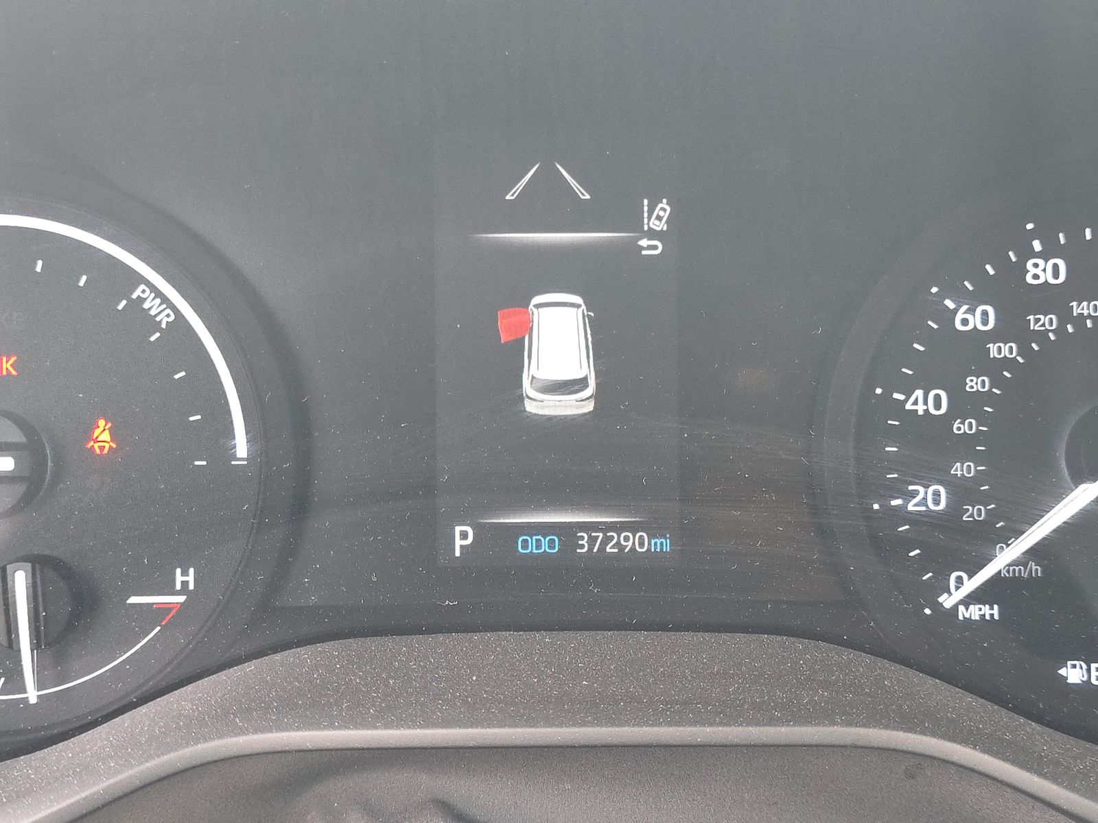 2024 Toyota Sienna LE FWD