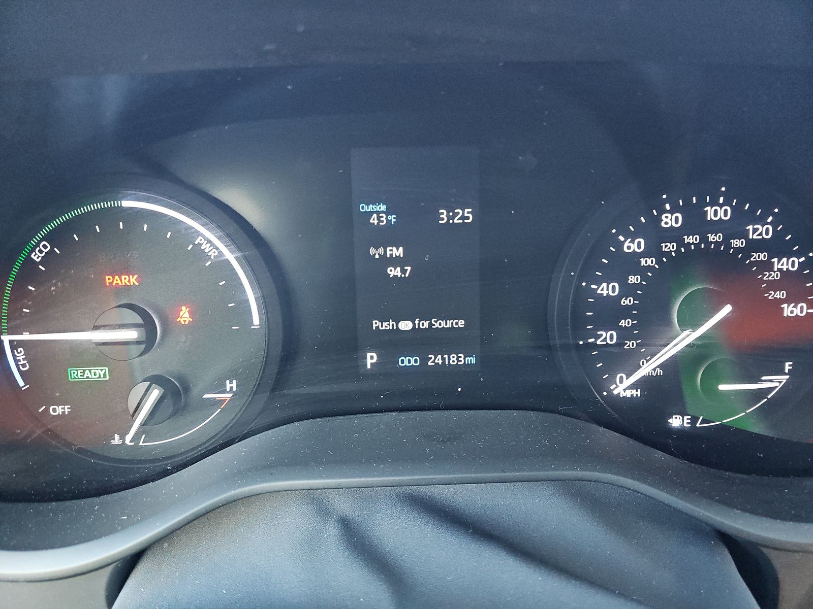 2024 Toyota Sienna LE FWD