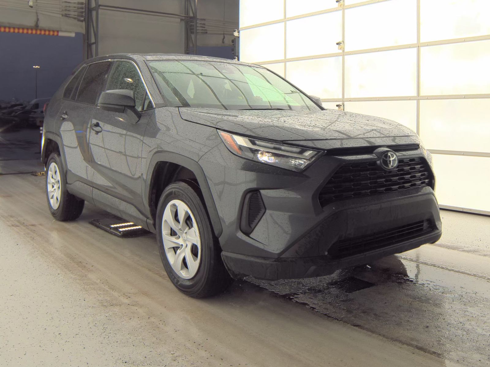 2024 Toyota RAV4 LE FWD