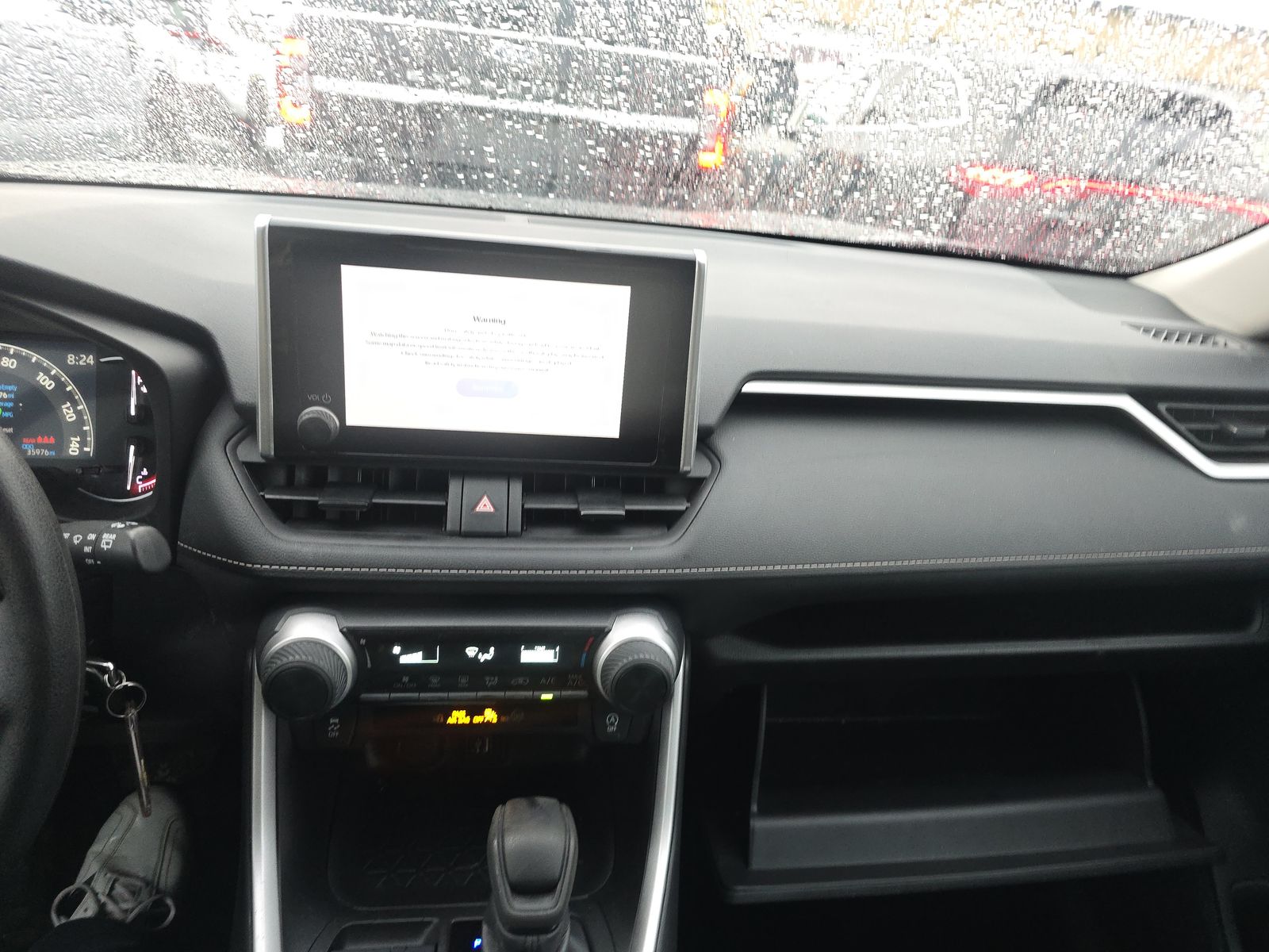 2024 Toyota RAV4 LE FWD