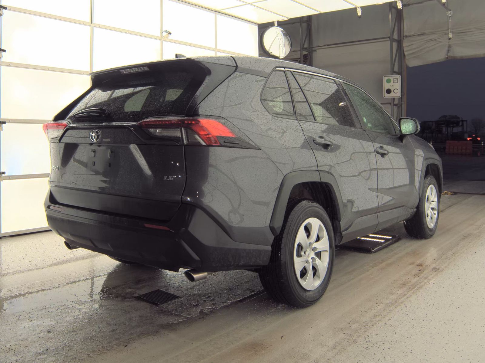 2024 Toyota RAV4 LE FWD