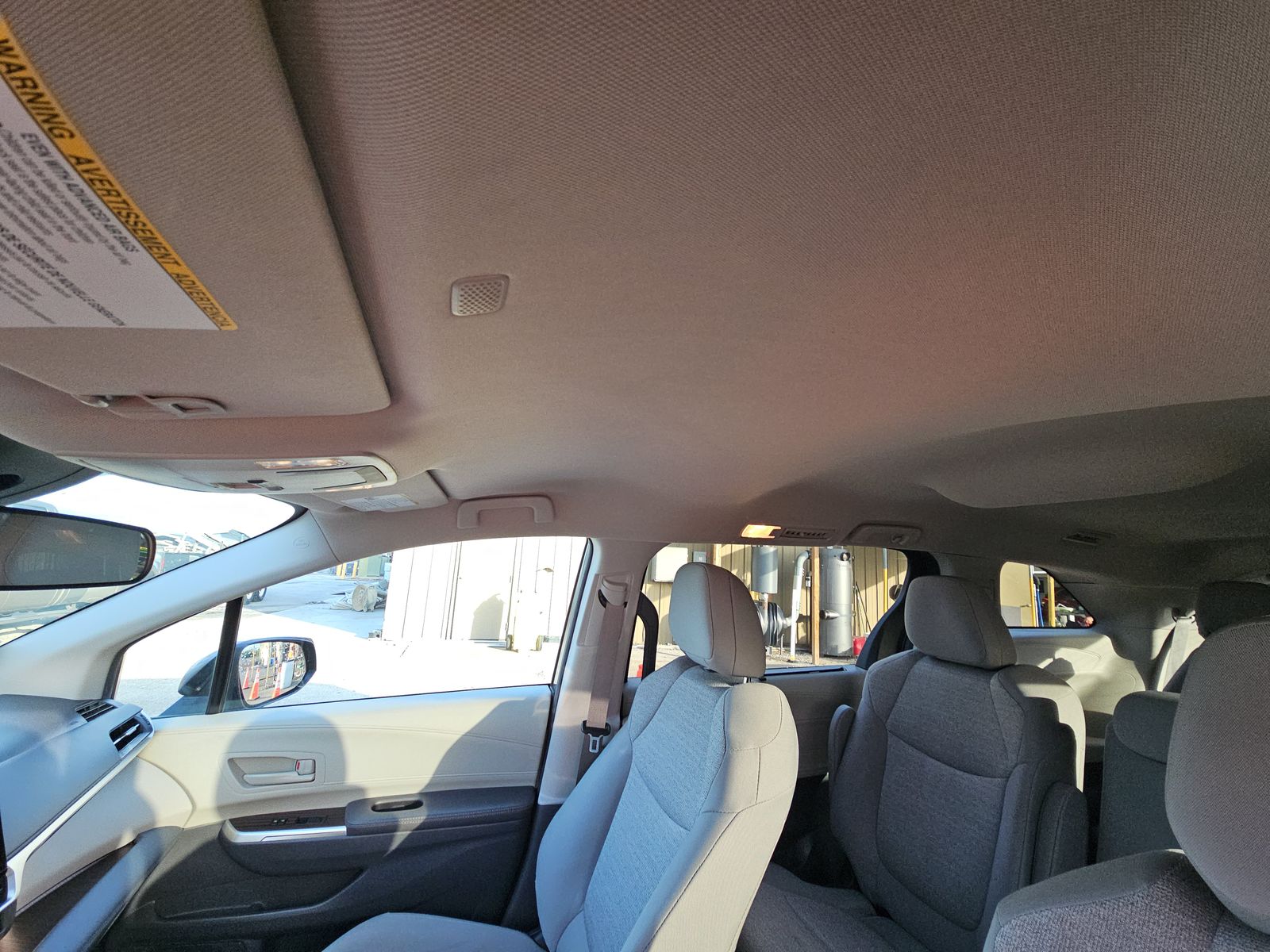 2024 Toyota Sienna LE FWD