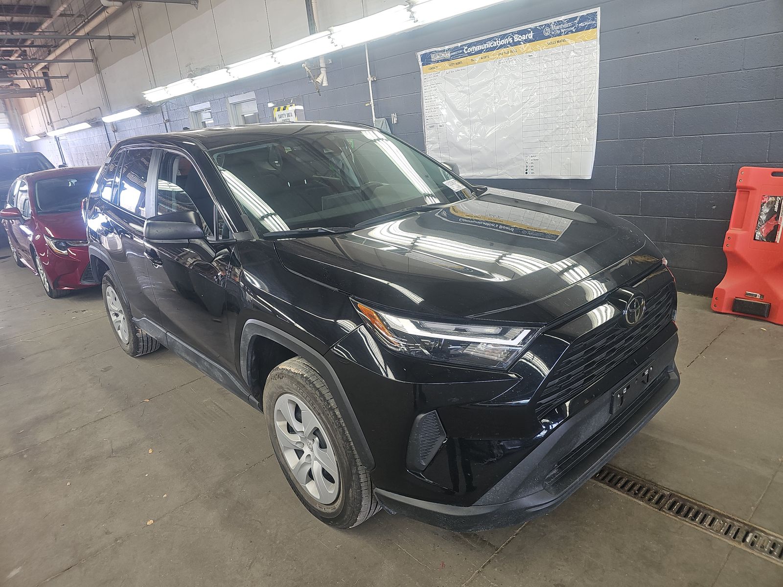 2024 Toyota RAV4 LE AWD