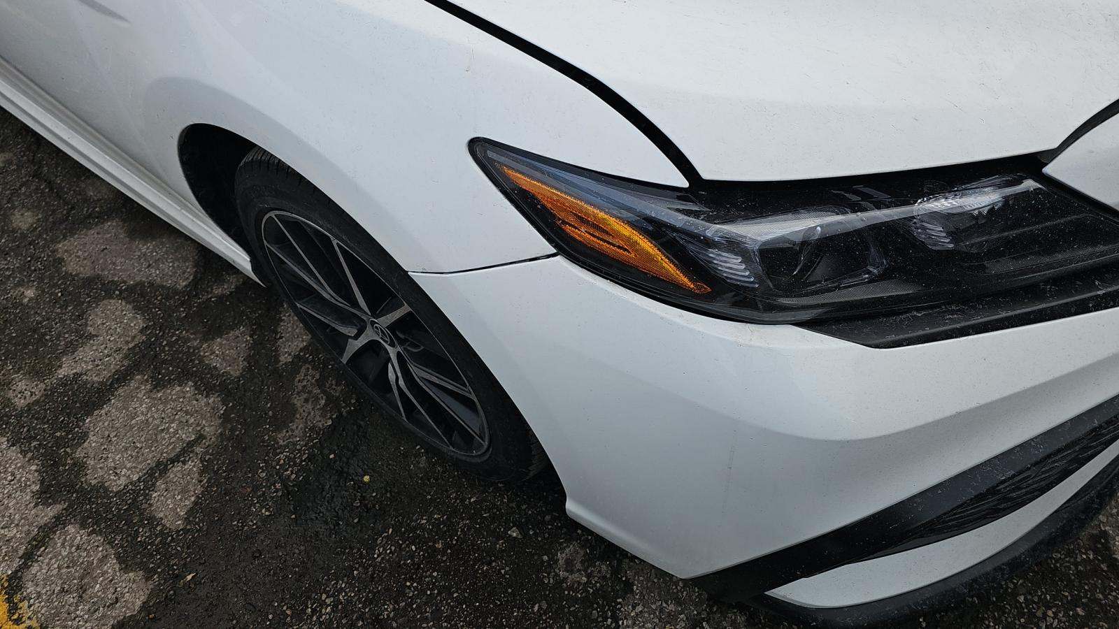 2024 Toyota Camry SE FWD