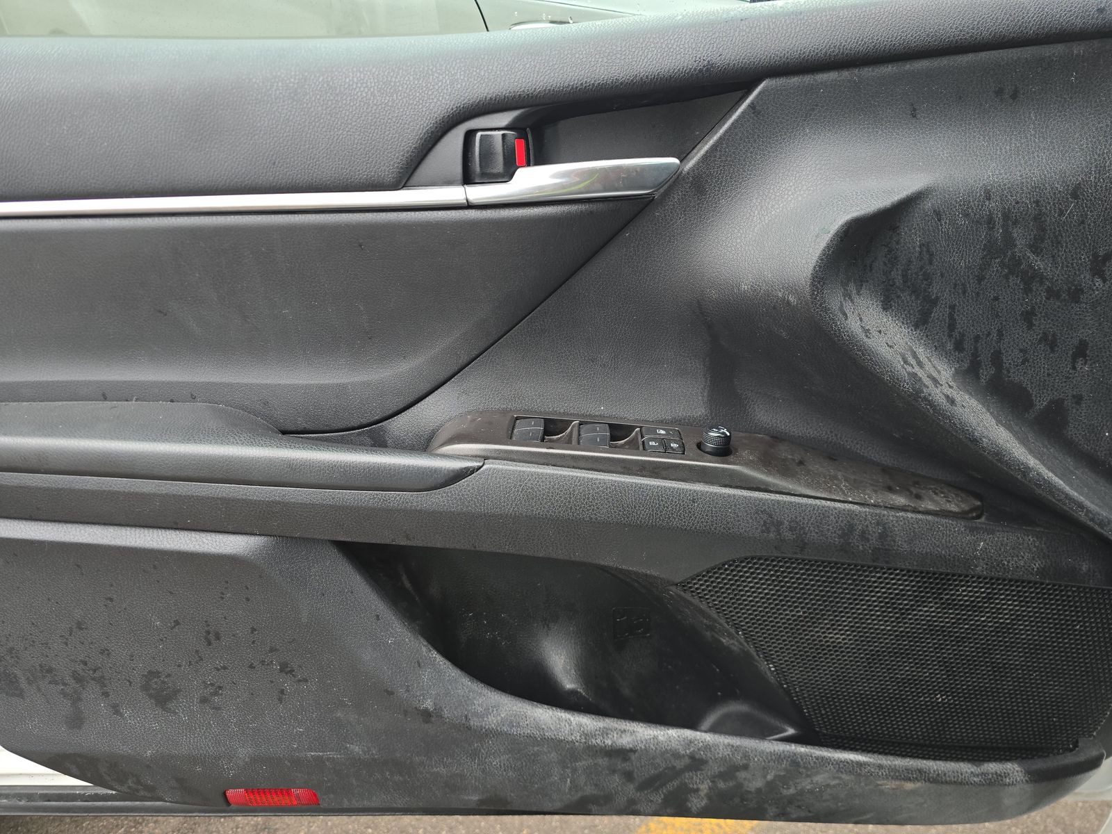 2024 Toyota Camry LE FWD