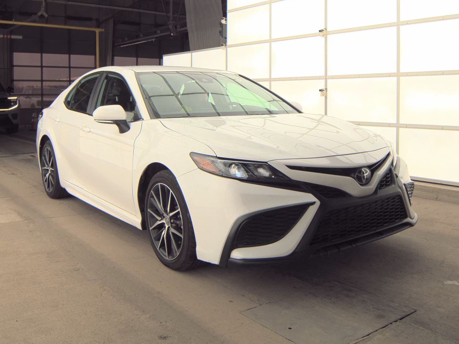 2024 Toyota Camry SE FWD